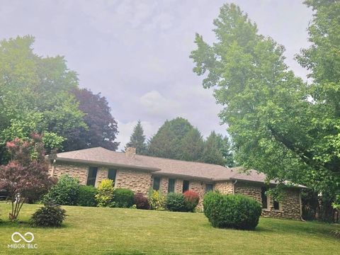 Photo of 4066 Roamin Drive, Greenwood, IN 46142 (MLS # 22076941)