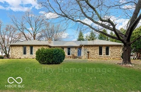 Photo of 4066 Roamin Drive, Greenwood, IN 46142 (MLS # 22076941)