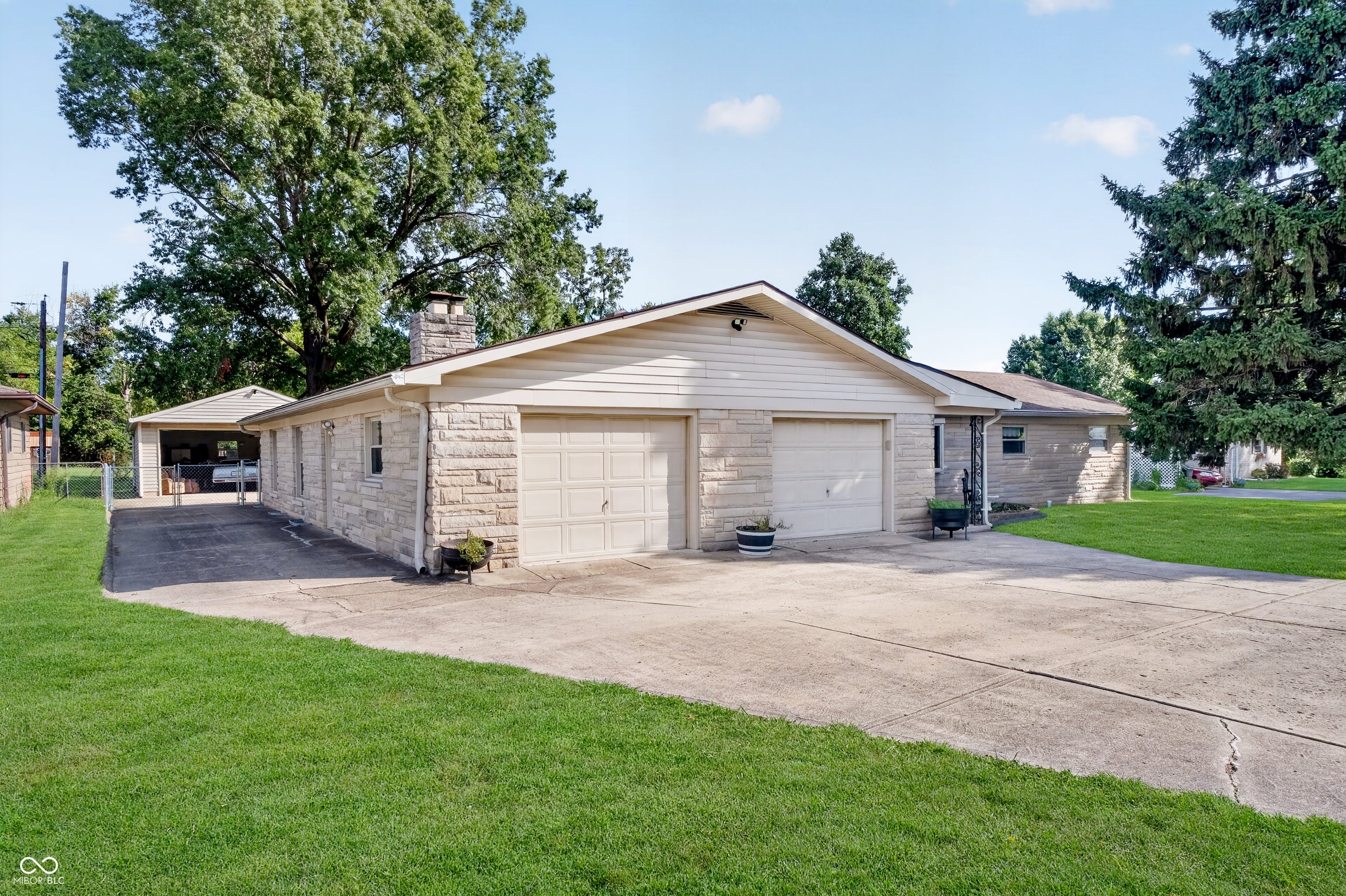 10420 Bradford Road