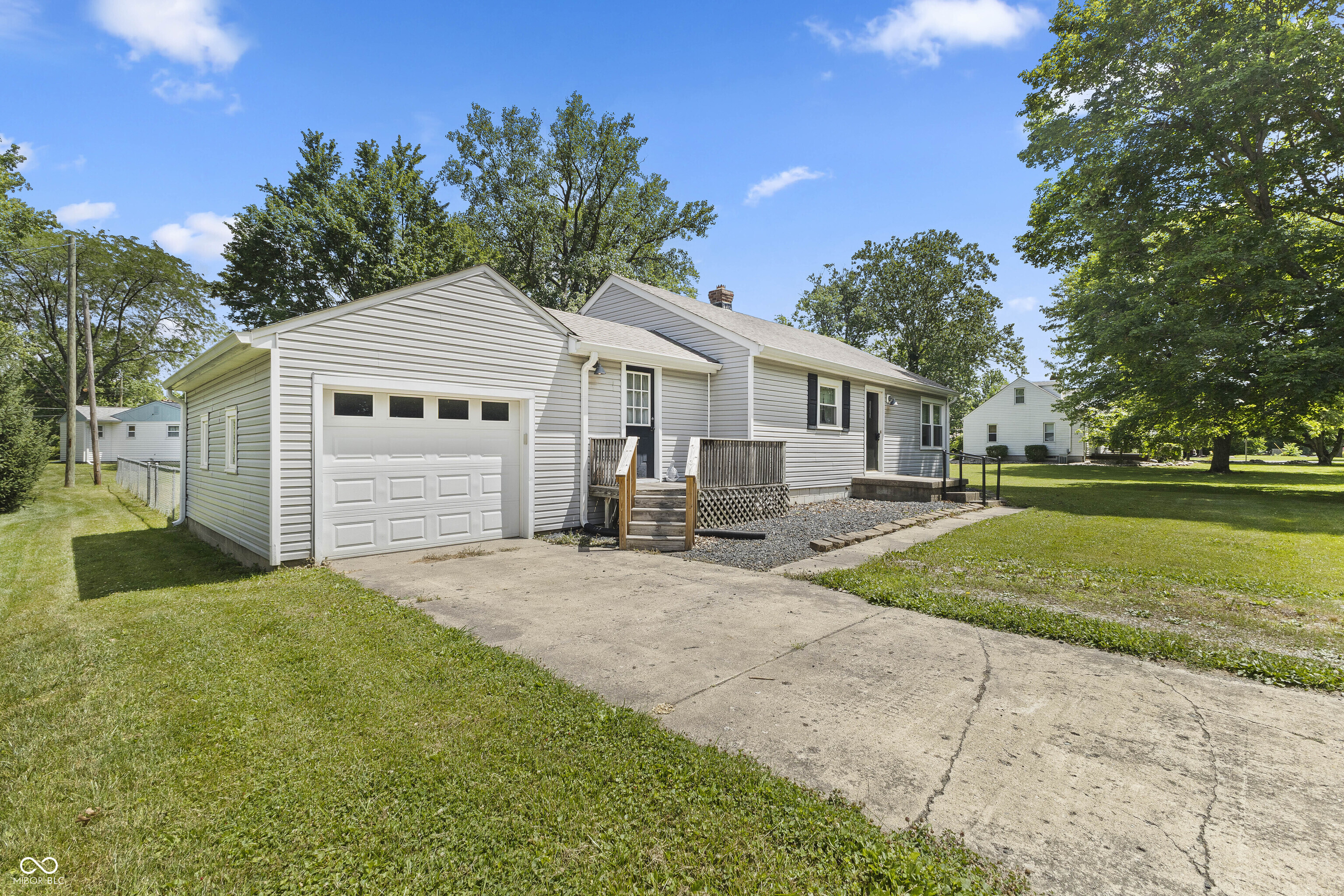 Photo 1 of 21 — 400 Orchard Lane, Greenwood, IN 46142