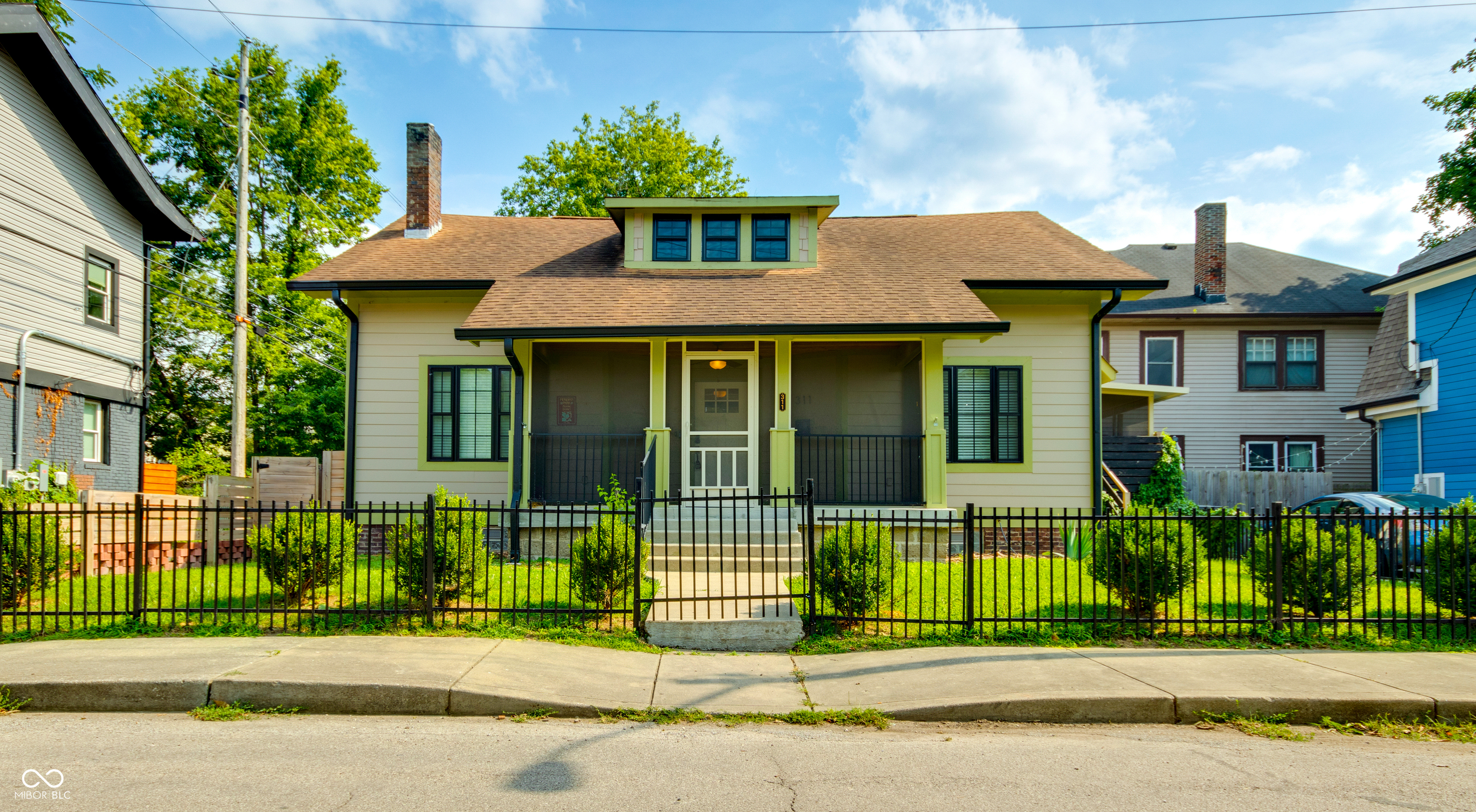 View Indianapolis, IN 46205 house