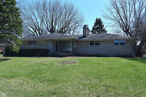 Photo of 45 Meadow Vue Ct N Drive, Indianapolis, IN 46227 (MLS # 22090475)