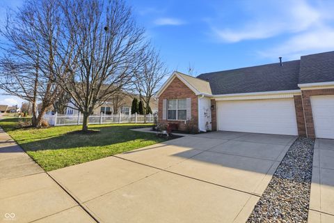 Photo of 1177 Creek Bend Drive, Greenwood, IN 46143 (MLS # 22088281)