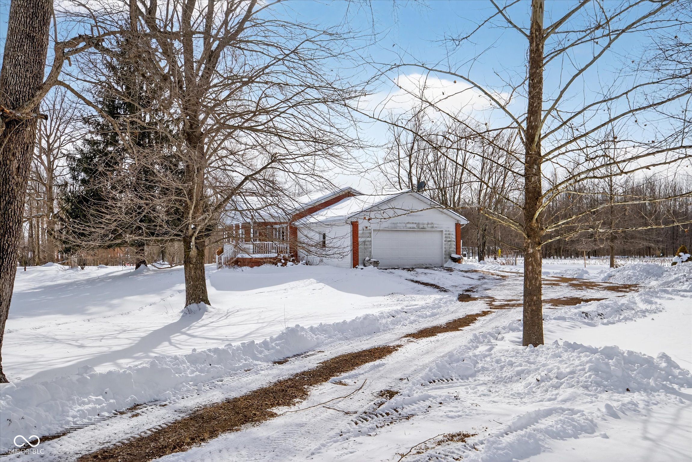 3728 S County Road 1200 E