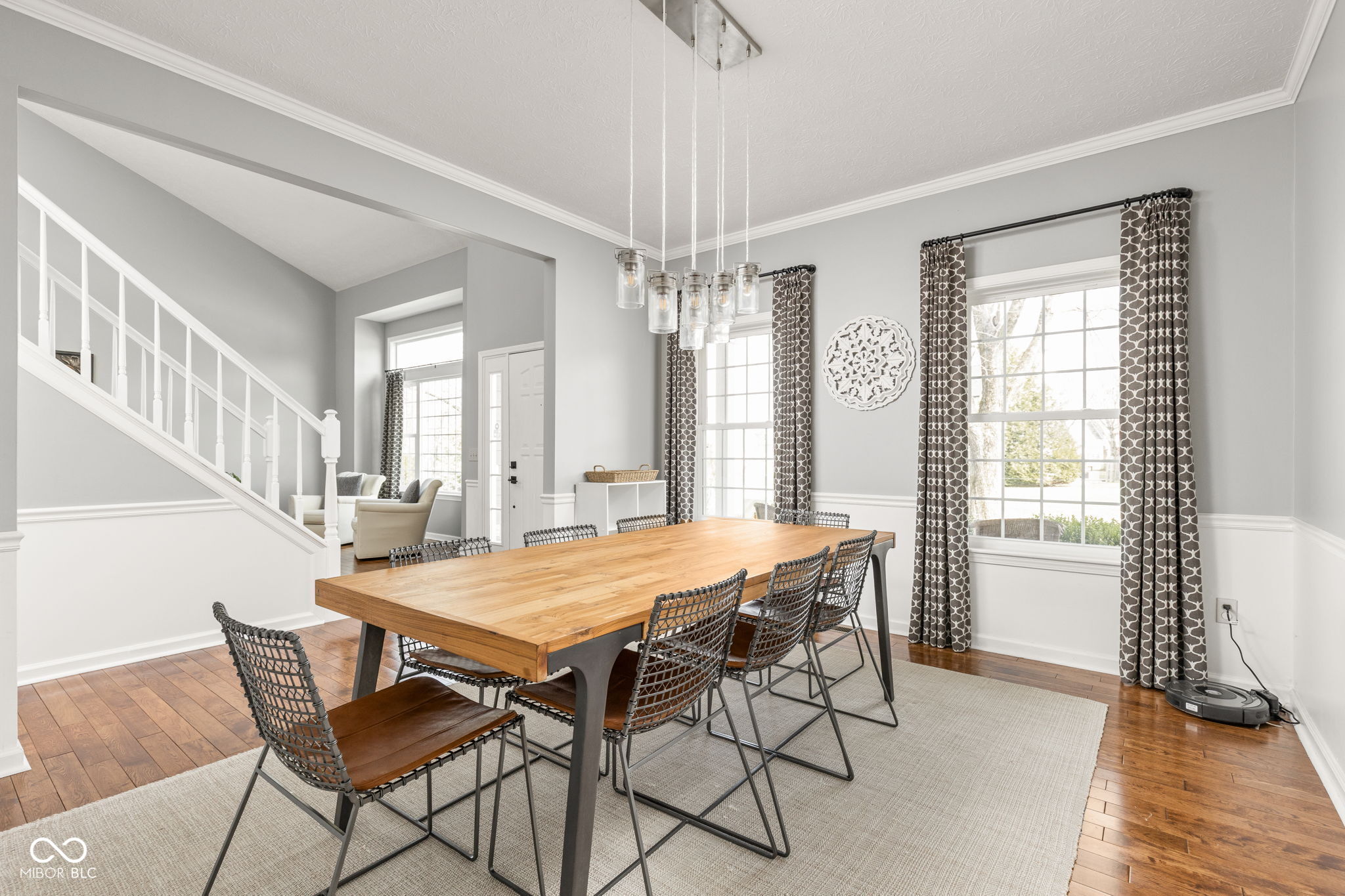 12864 Fleetwood Drive S