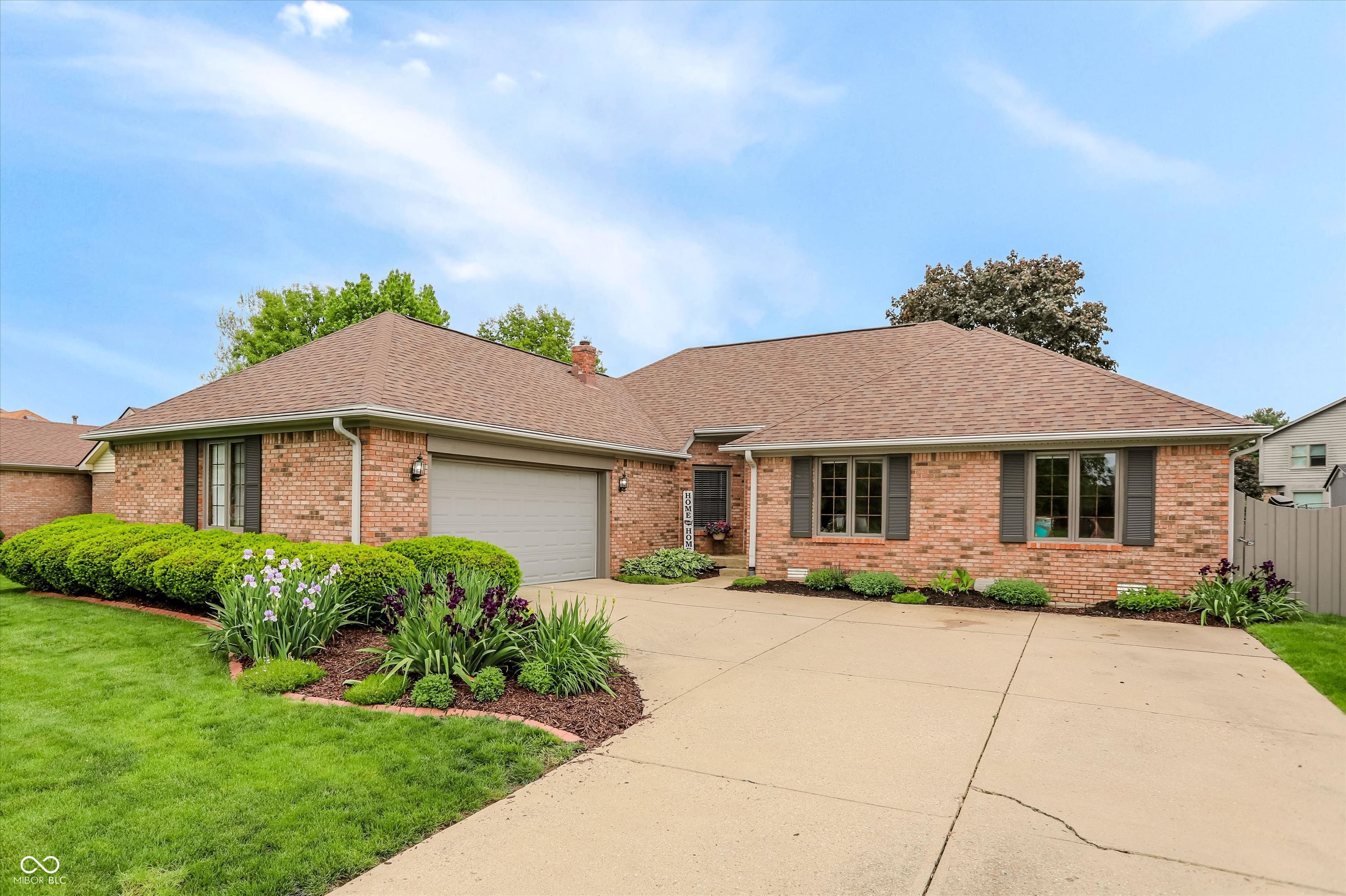 465 Lacy Drive