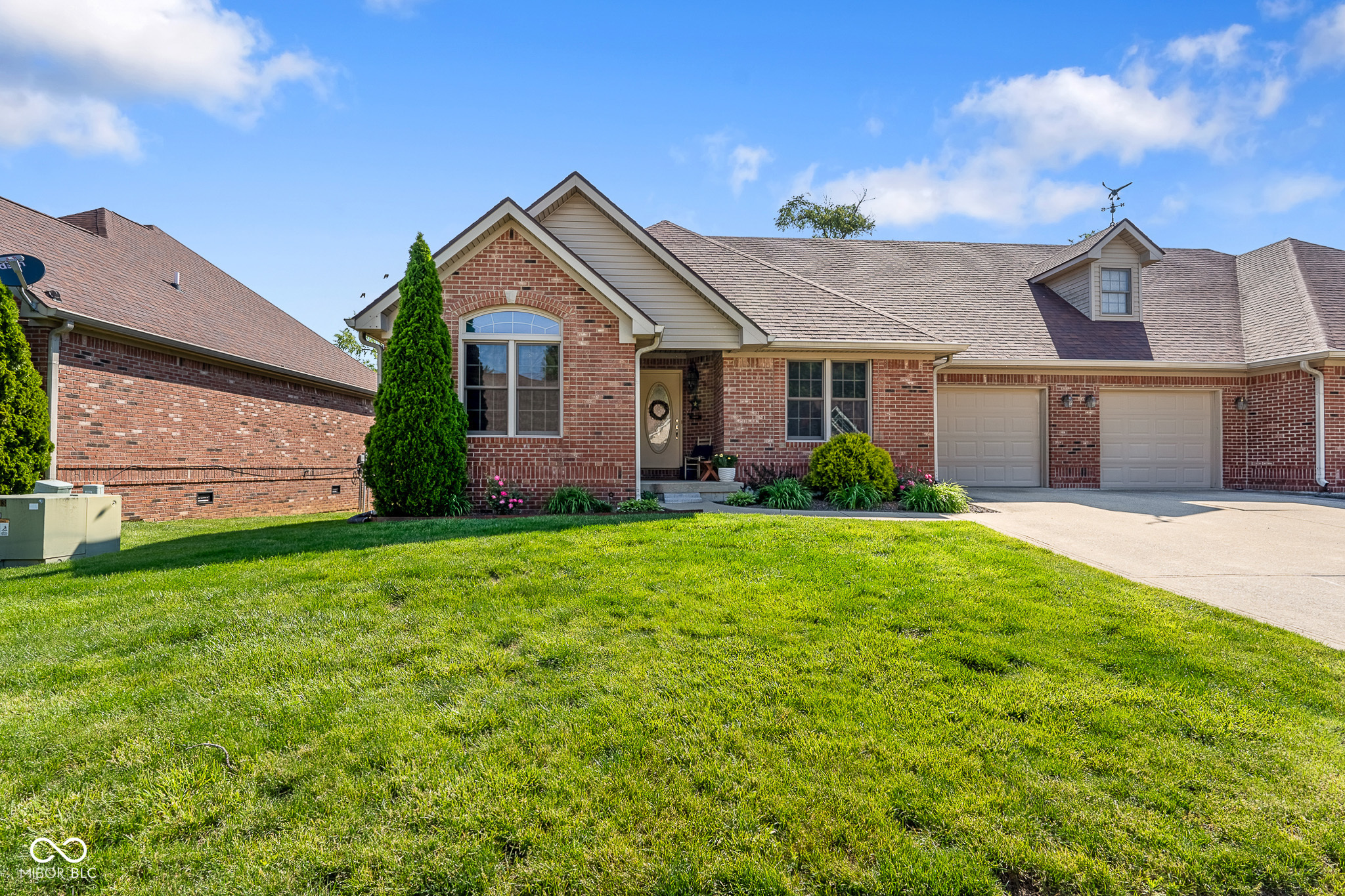 Photo 1 of 35 — 633 Mallards Crossing, Martinsville, IN 46151