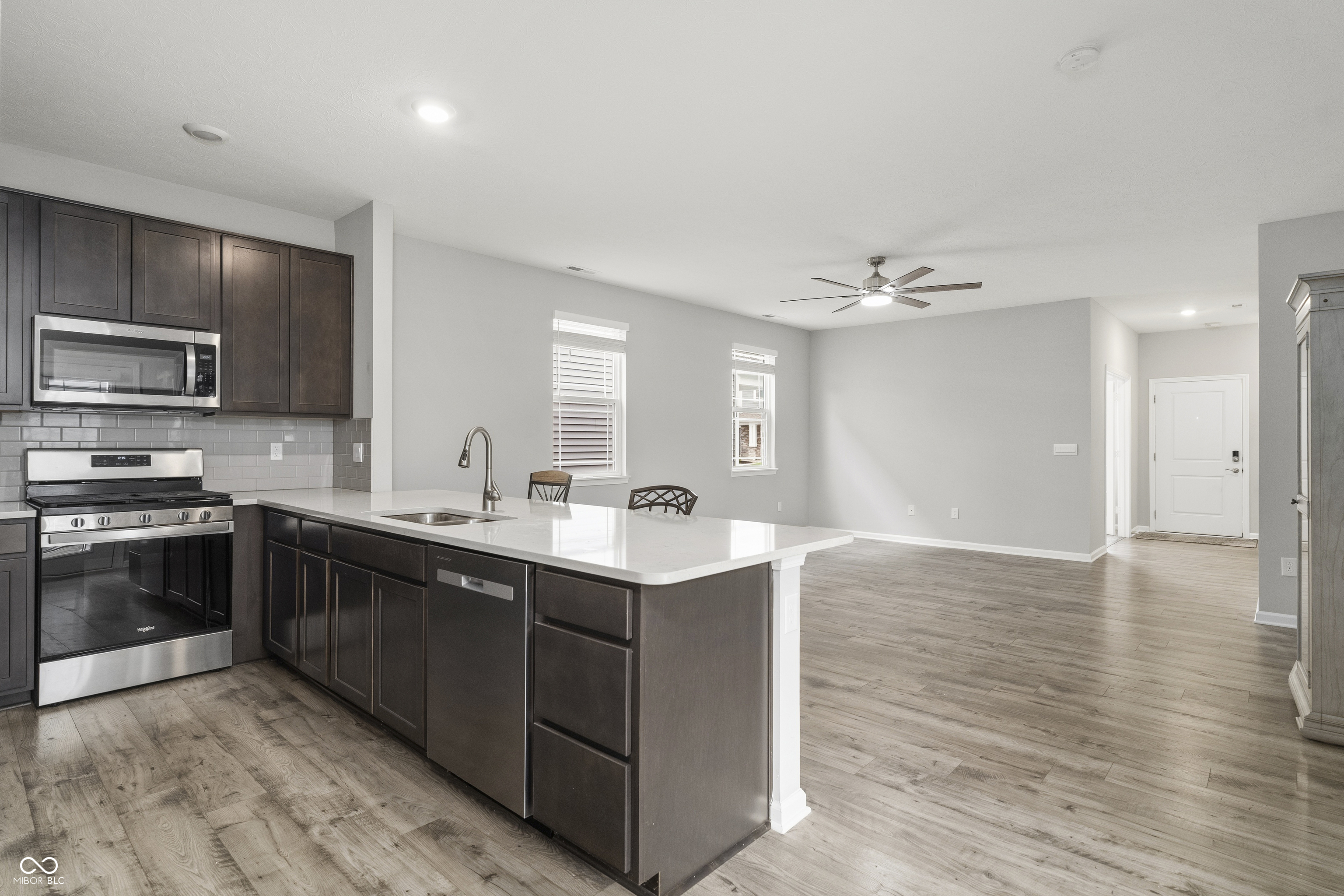 2732 Lamar Drive