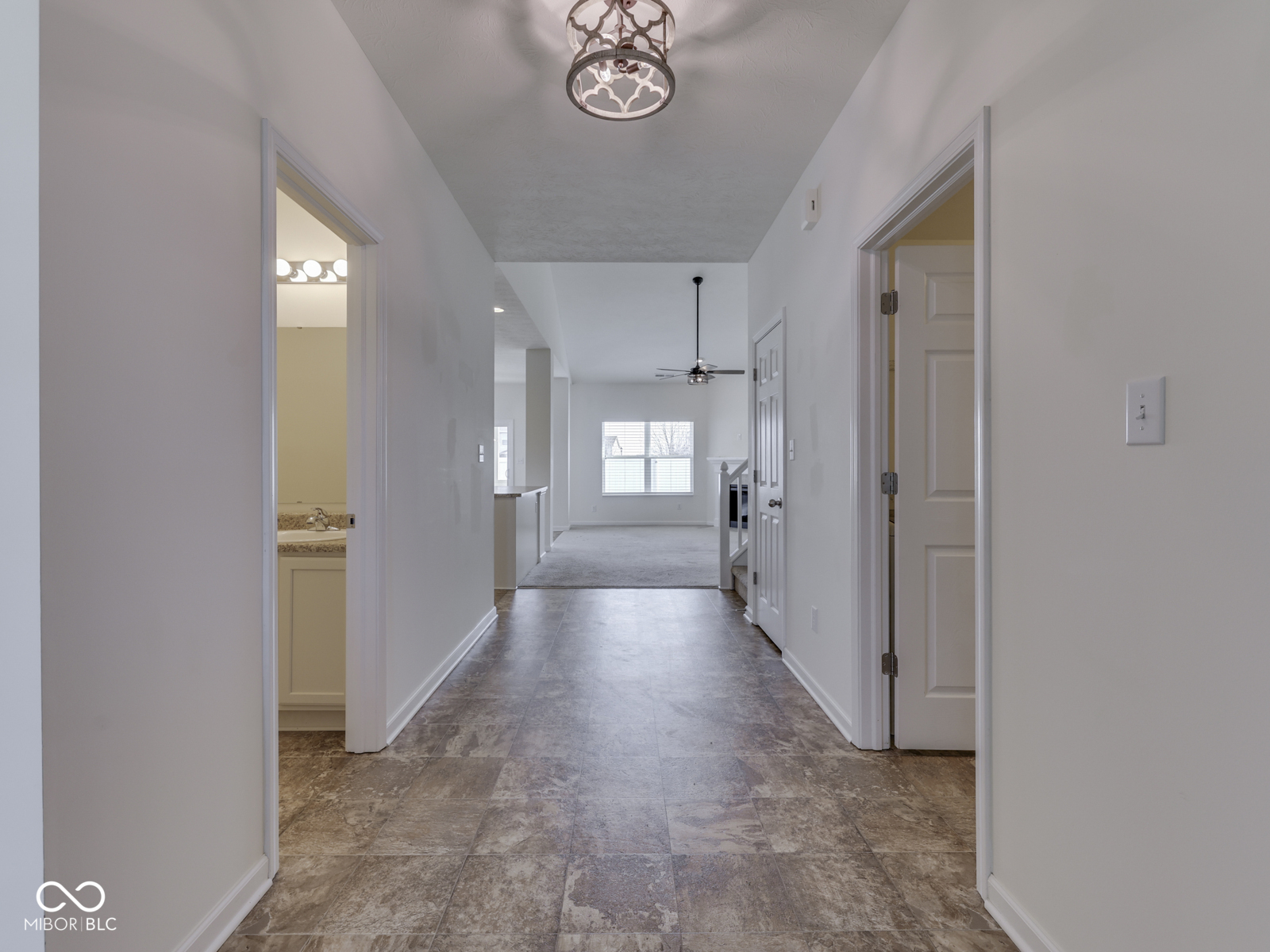 1810 Maplewood Court