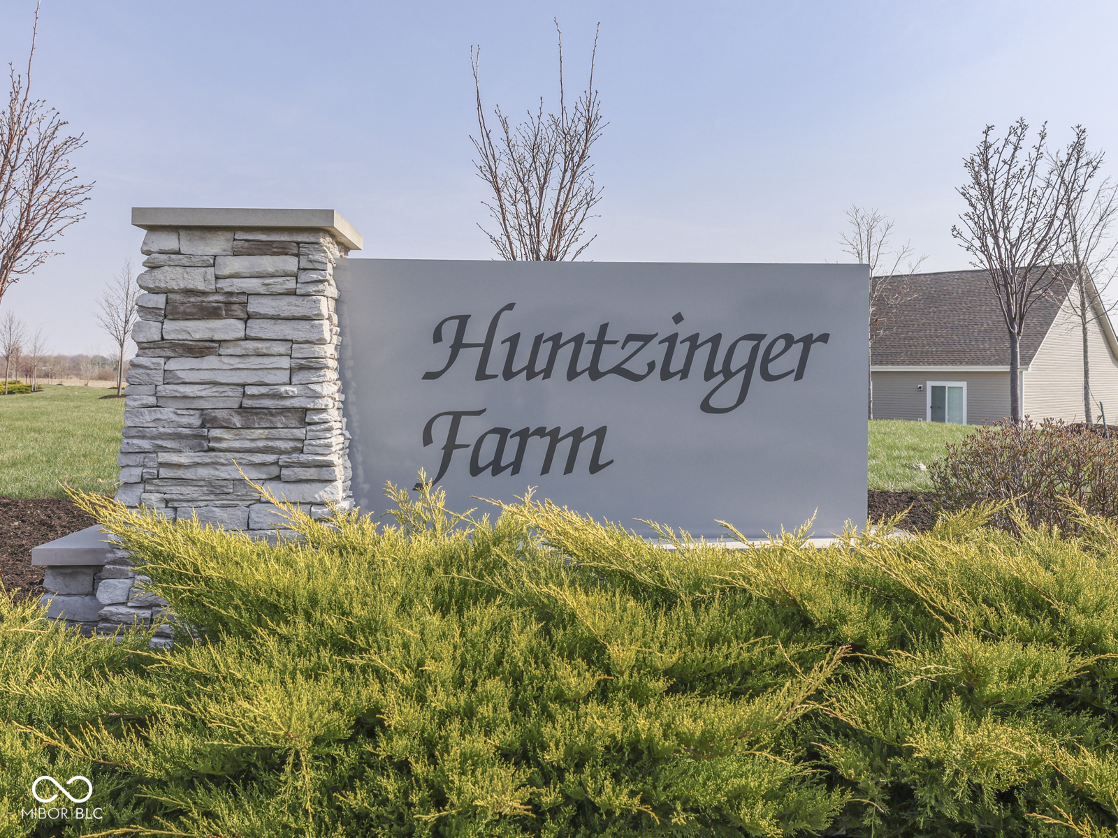 1810 Maplewood Court