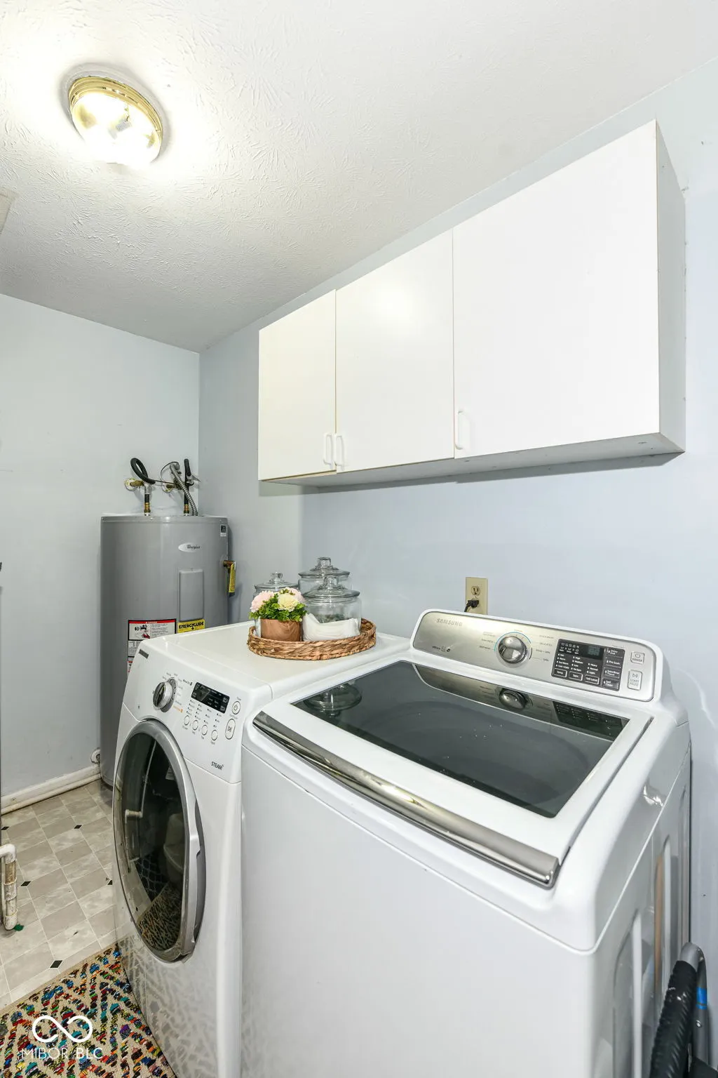 Noblesville, Indiana 46062, United States, 3 Bedrooms Bedrooms, ,2 BathroomsBathrooms,Residential,Active,159459