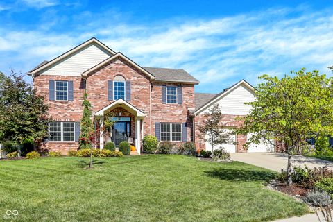 Photo of 224 W Stoney Trail, Greenfield, IN 46140 (MLS # 22092630)