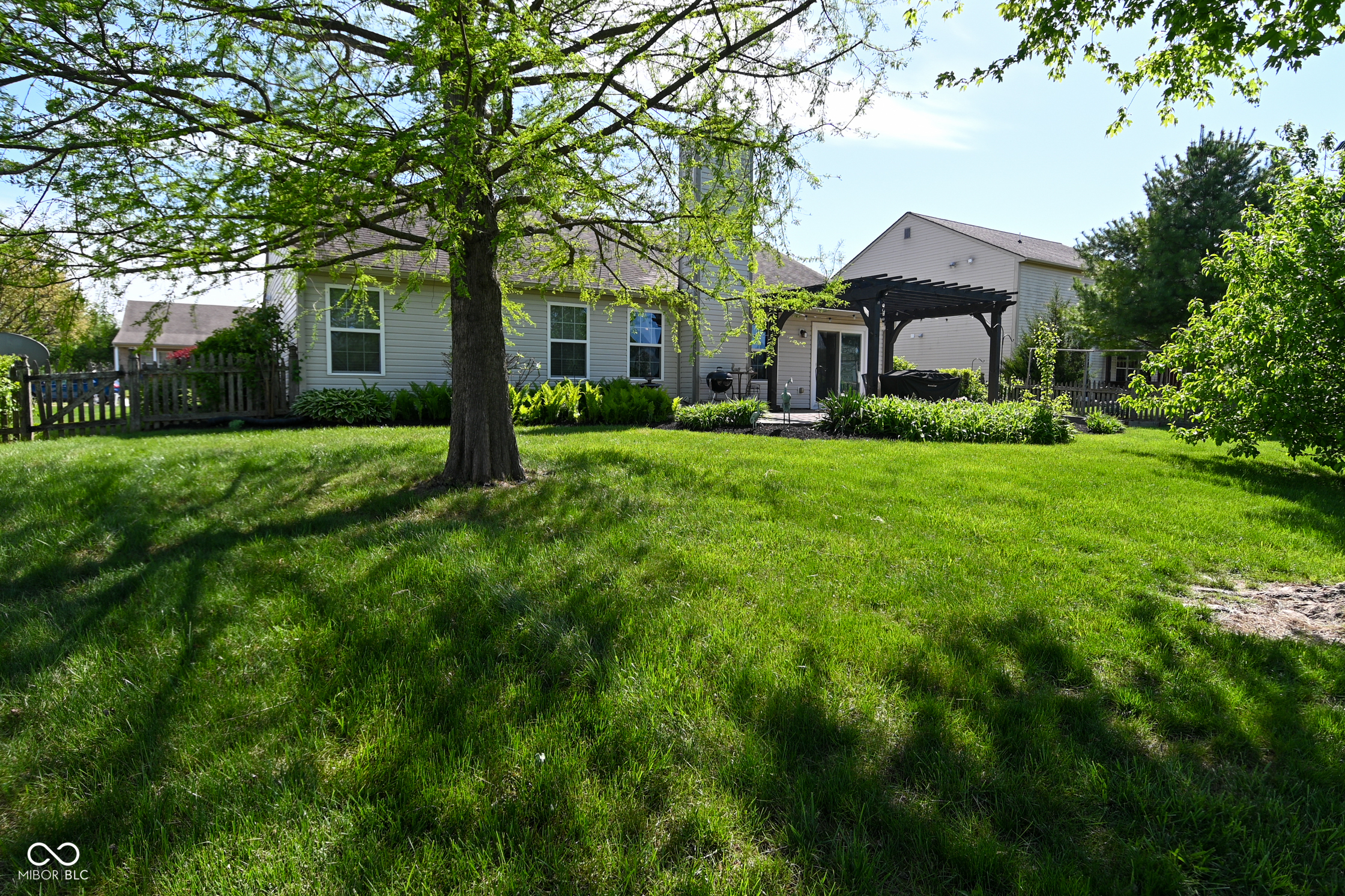 1896 Windsor Lane