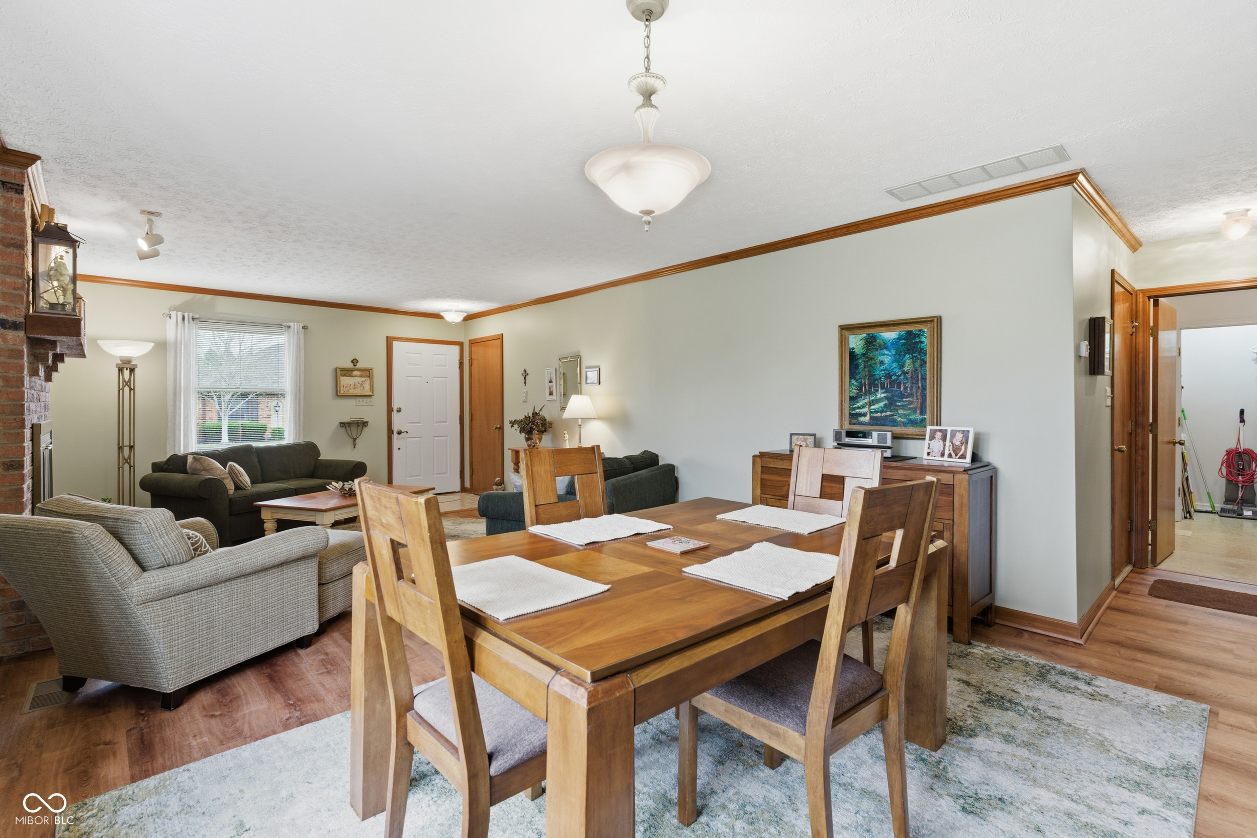 610 Eagle Crest Drive