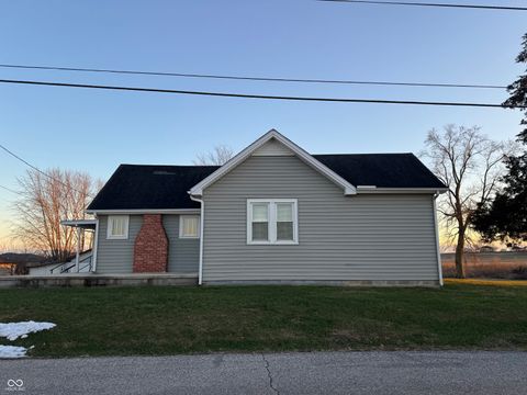 Photo of 5859 Schleter Road, Seymour, IN 47274 (MLS # 22076059)