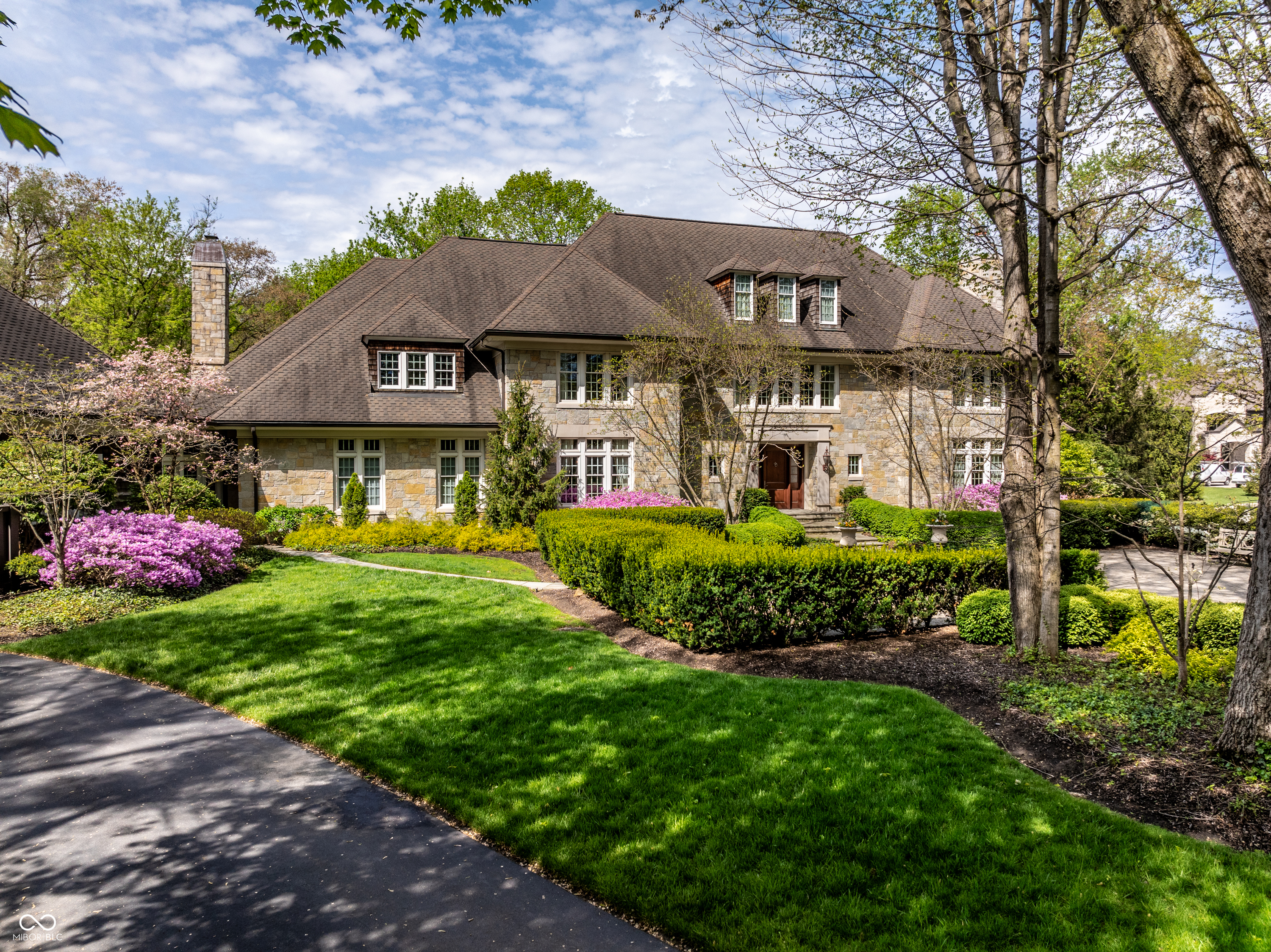 421 Springwood Drive