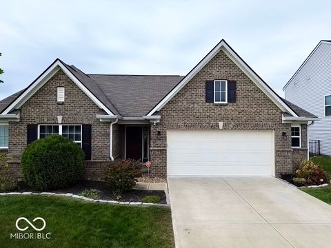 Photo of 8336 Penbrooke Place, Indianapolis, IN 46237 (MLS # 22068640)