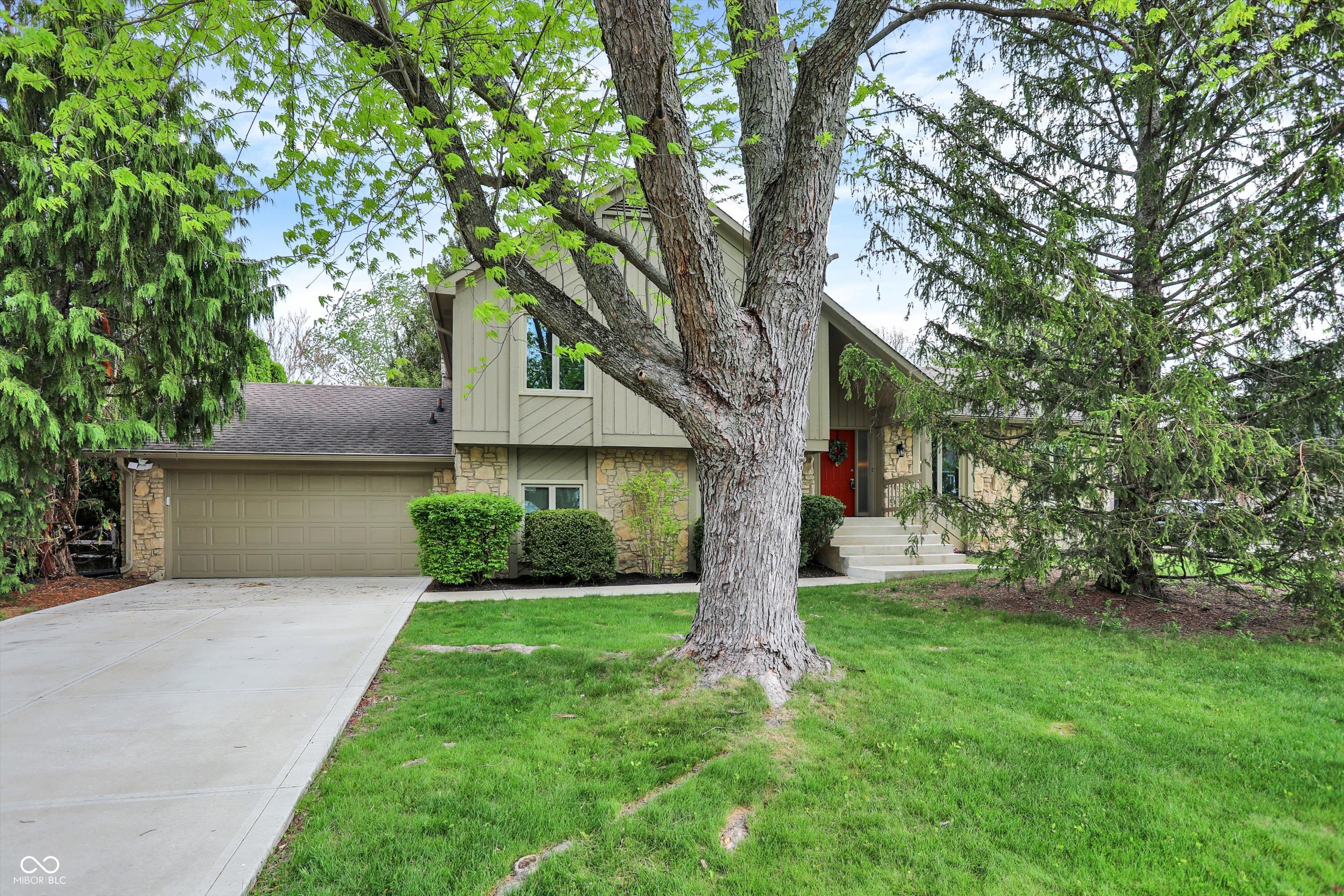 1176 Driftwood Drive