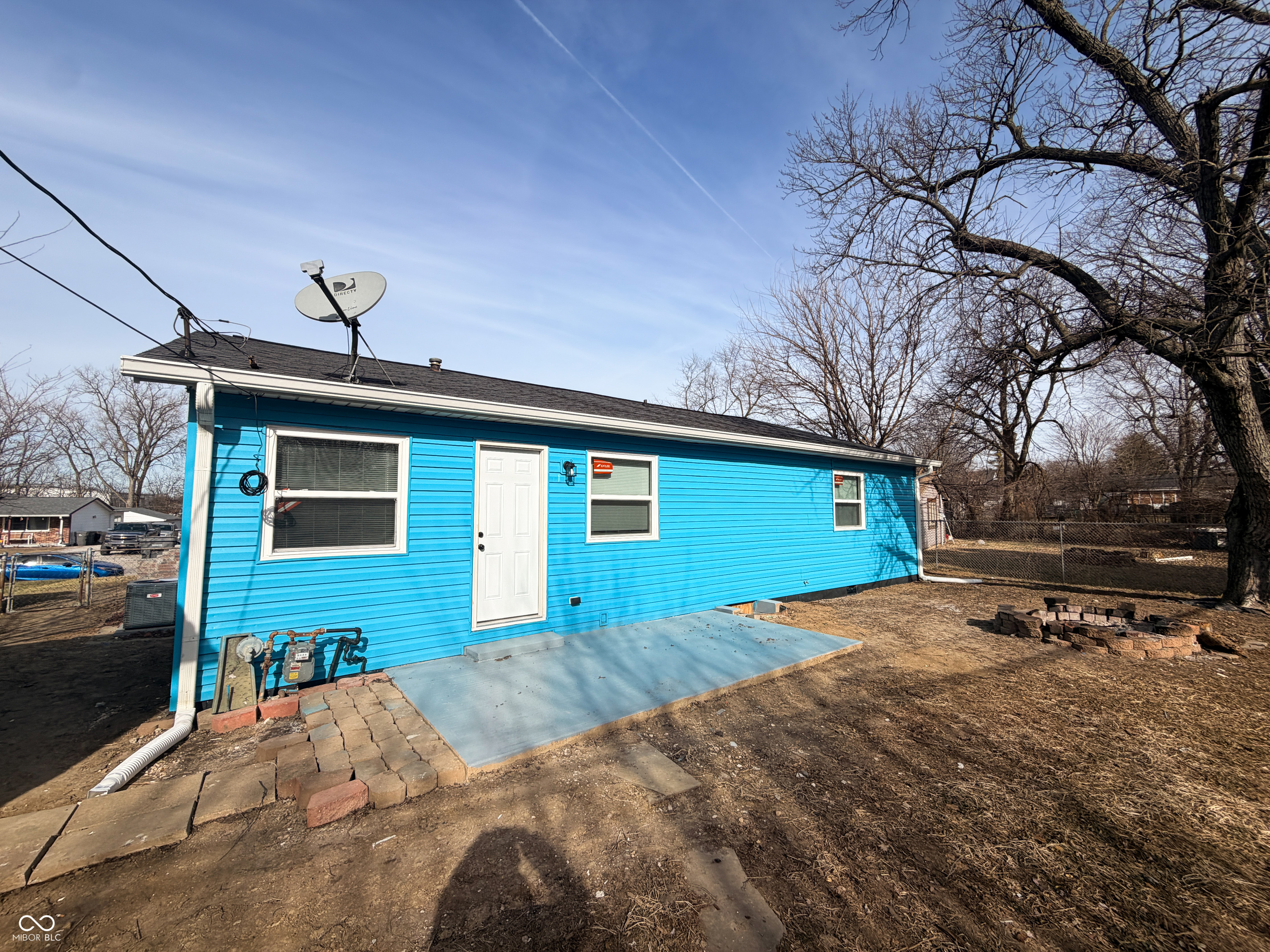 3631 Woodcliff Drive