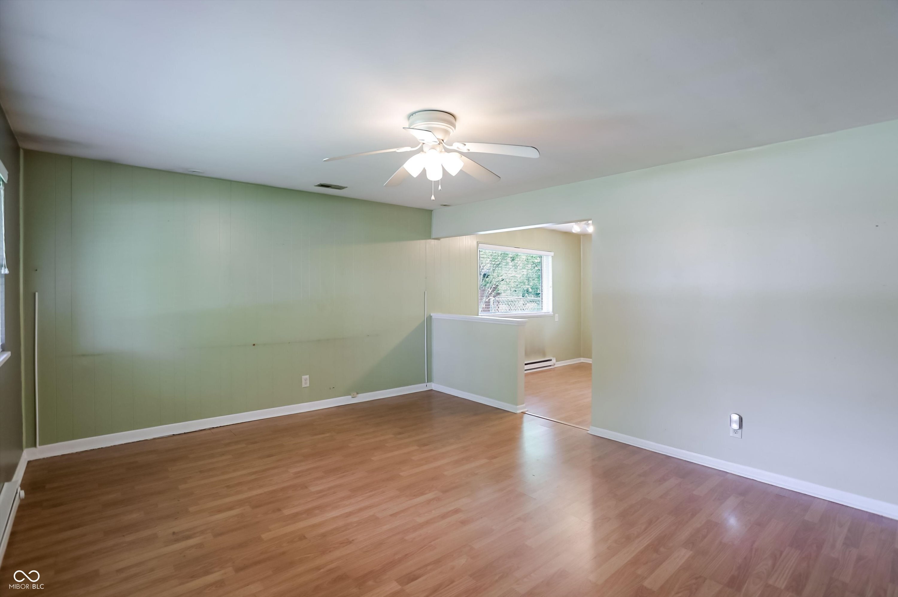 621 S 4th Avenue