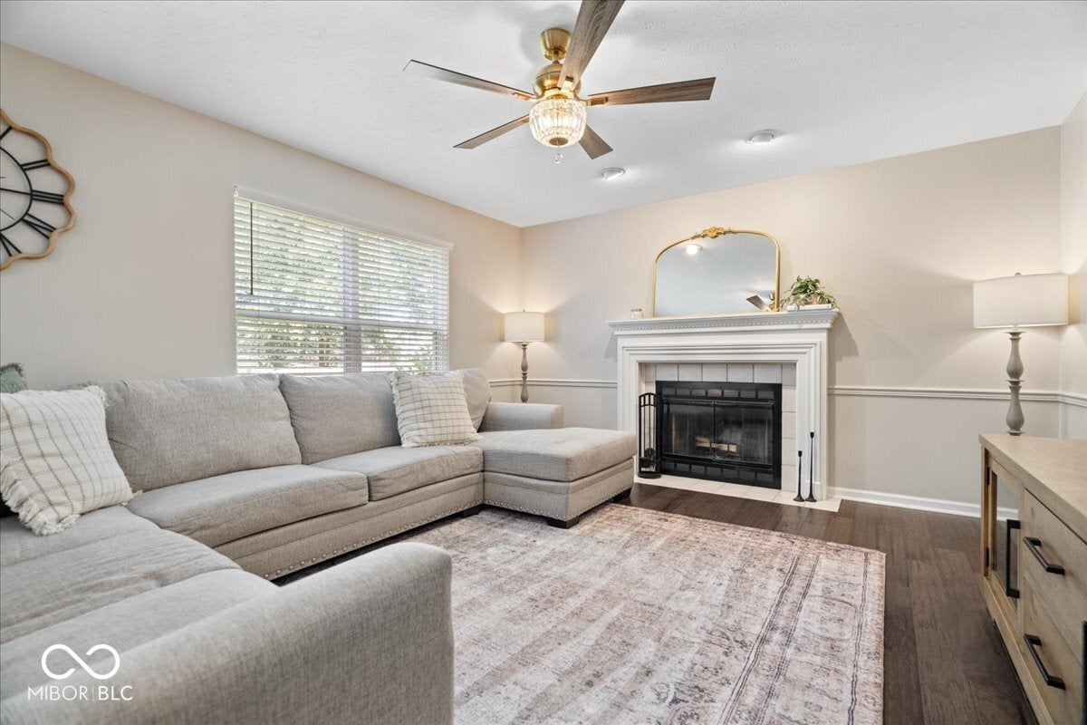 18733 Hewes Court
