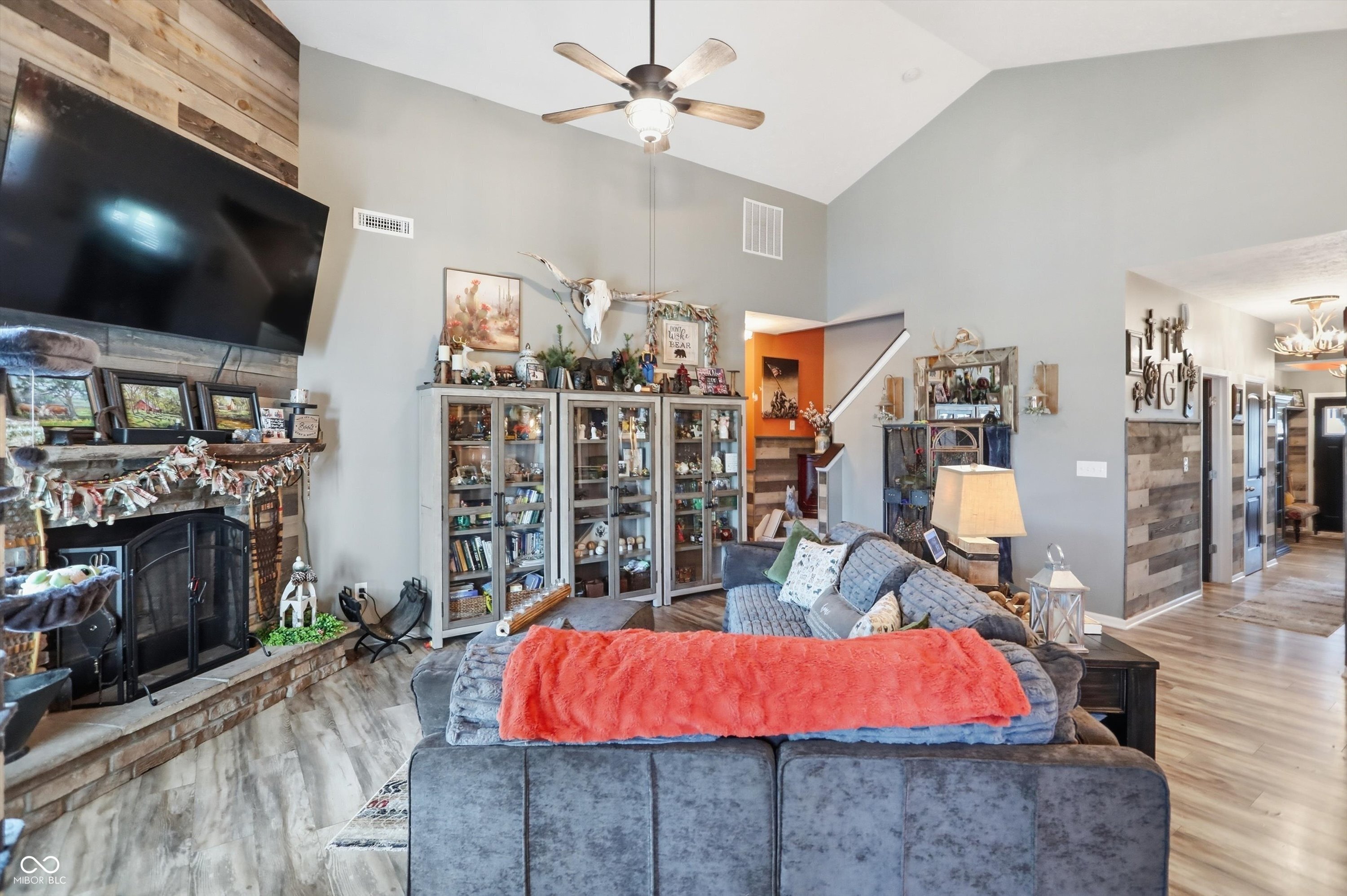 46239 Homes For Sale & Real Estate | REMAX