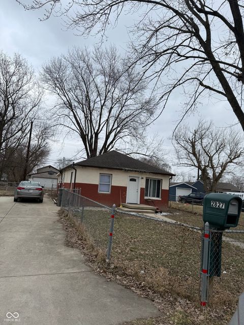Photo of 2827 S Rybolt Avenue, Indianapolis, IN 46241 (MLS # 22085594)
