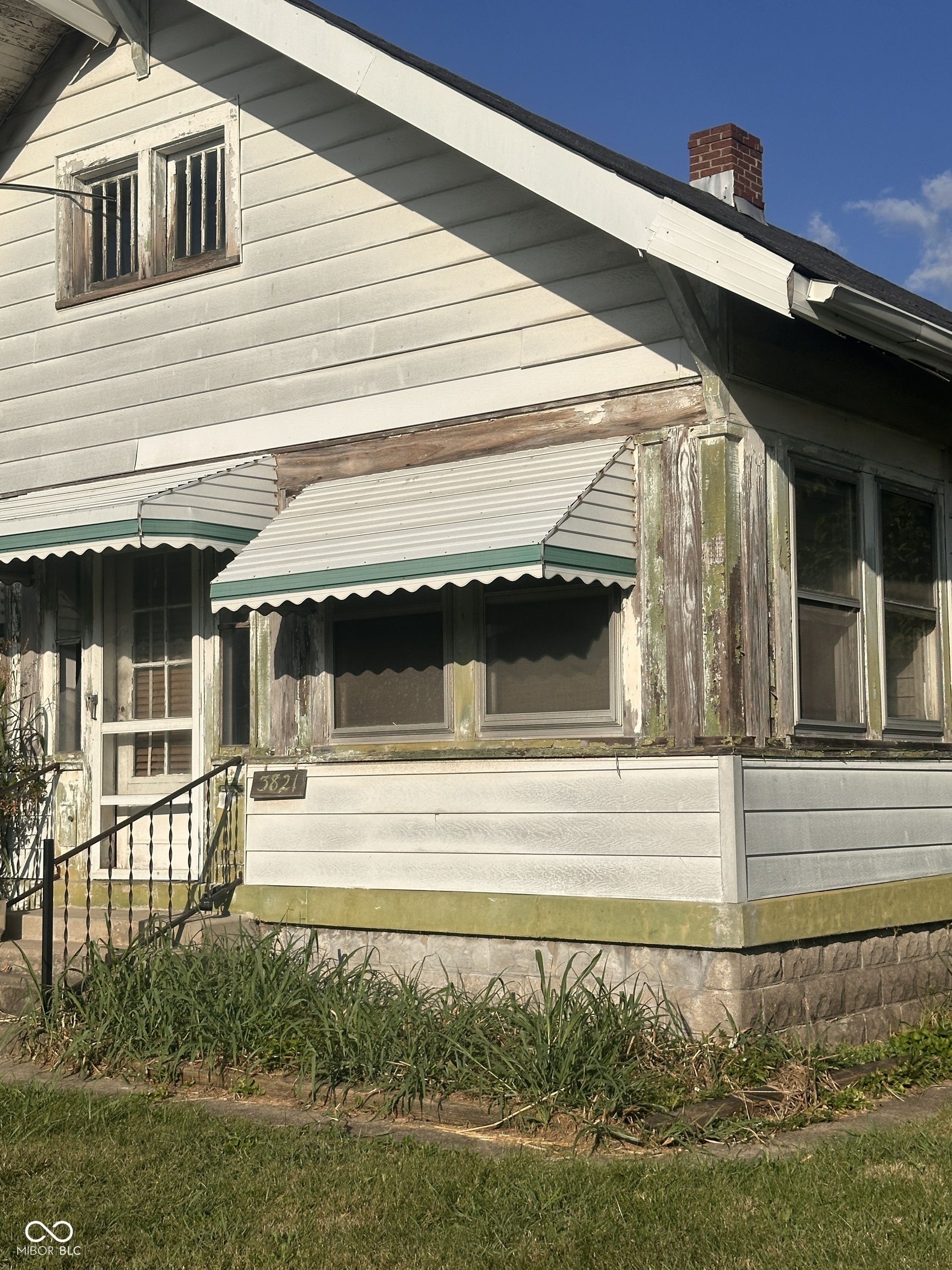 3821 N Kenwood Avenue