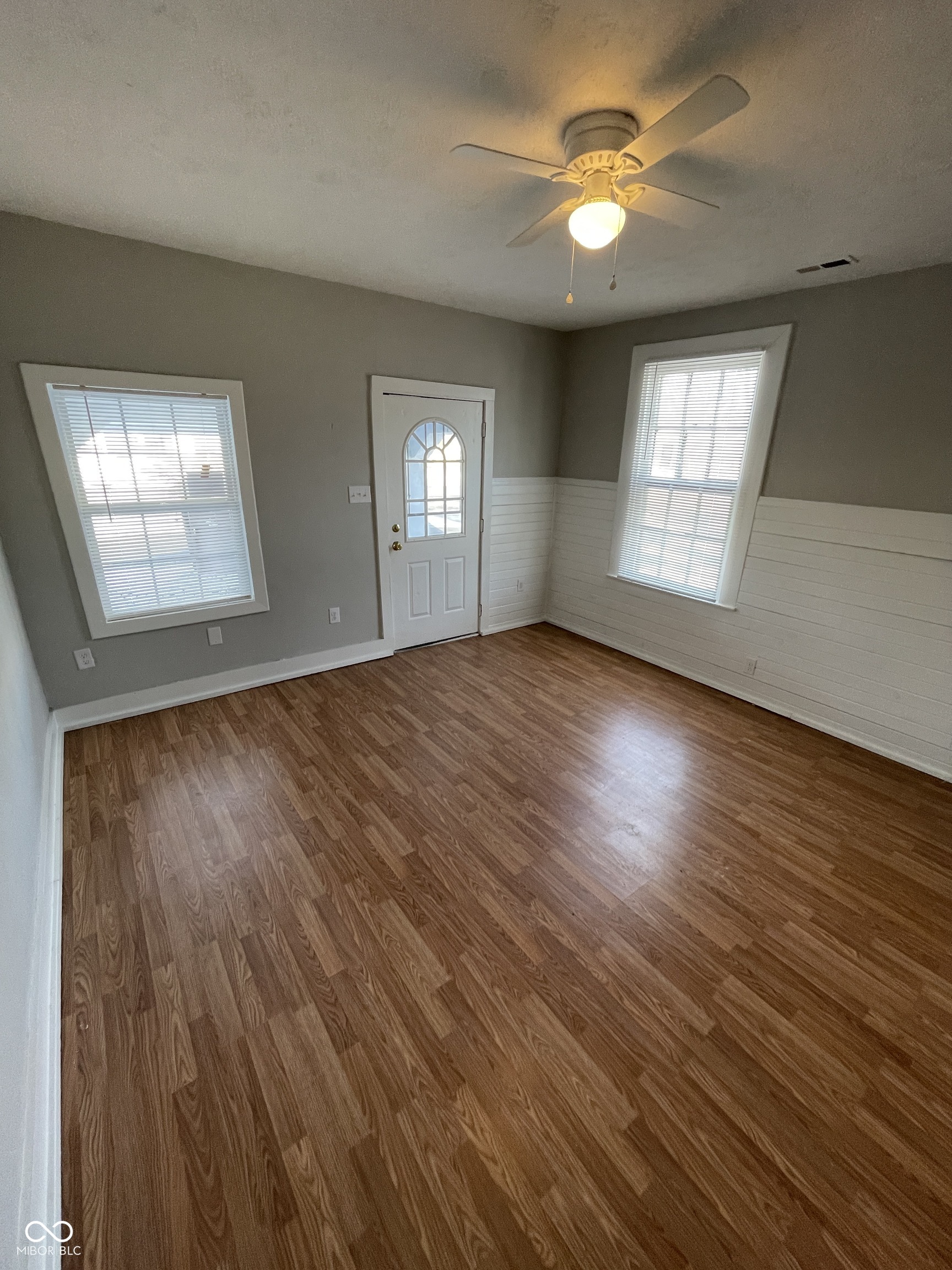 2631 Southeastern Avenue