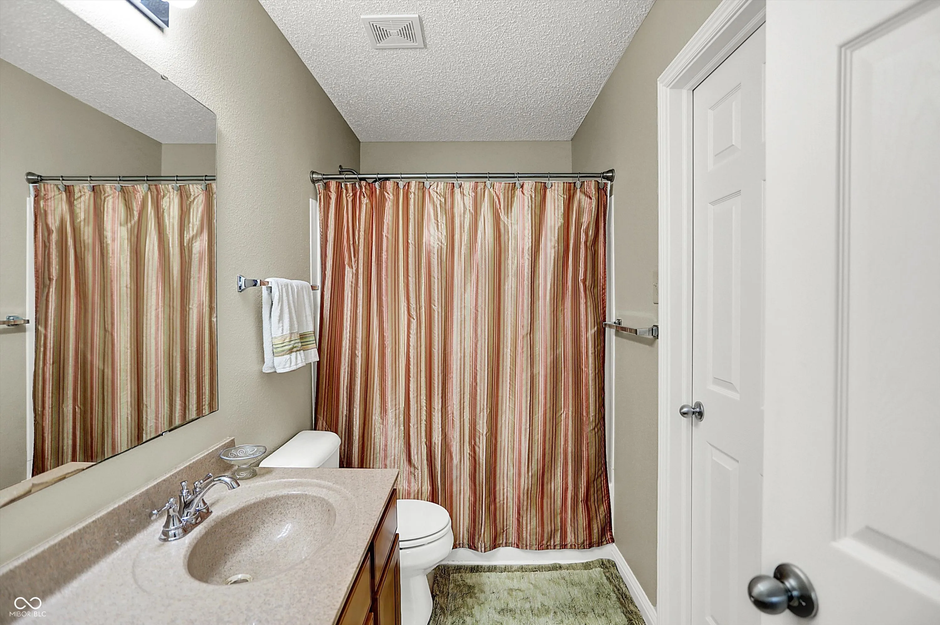 Fishers, Indiana 46037, United States, 3 Bedrooms Bedrooms, ,3 BathroomsBathrooms,Residential,Pending,4892