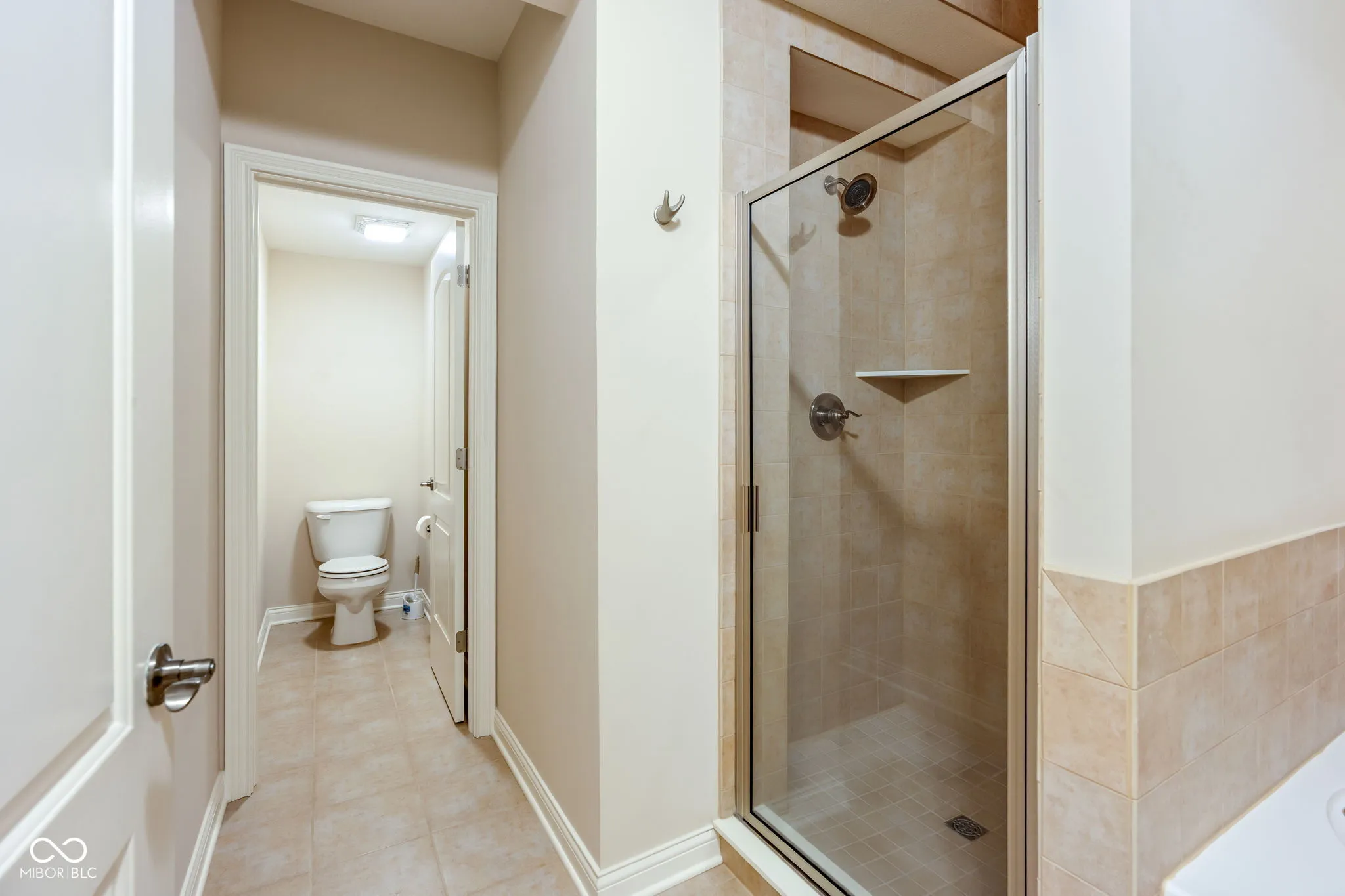 Indianapolis, Indiana 46278, United States, 4 Bedrooms Bedrooms, ,5 BathroomsBathrooms,Residential,Active,214220