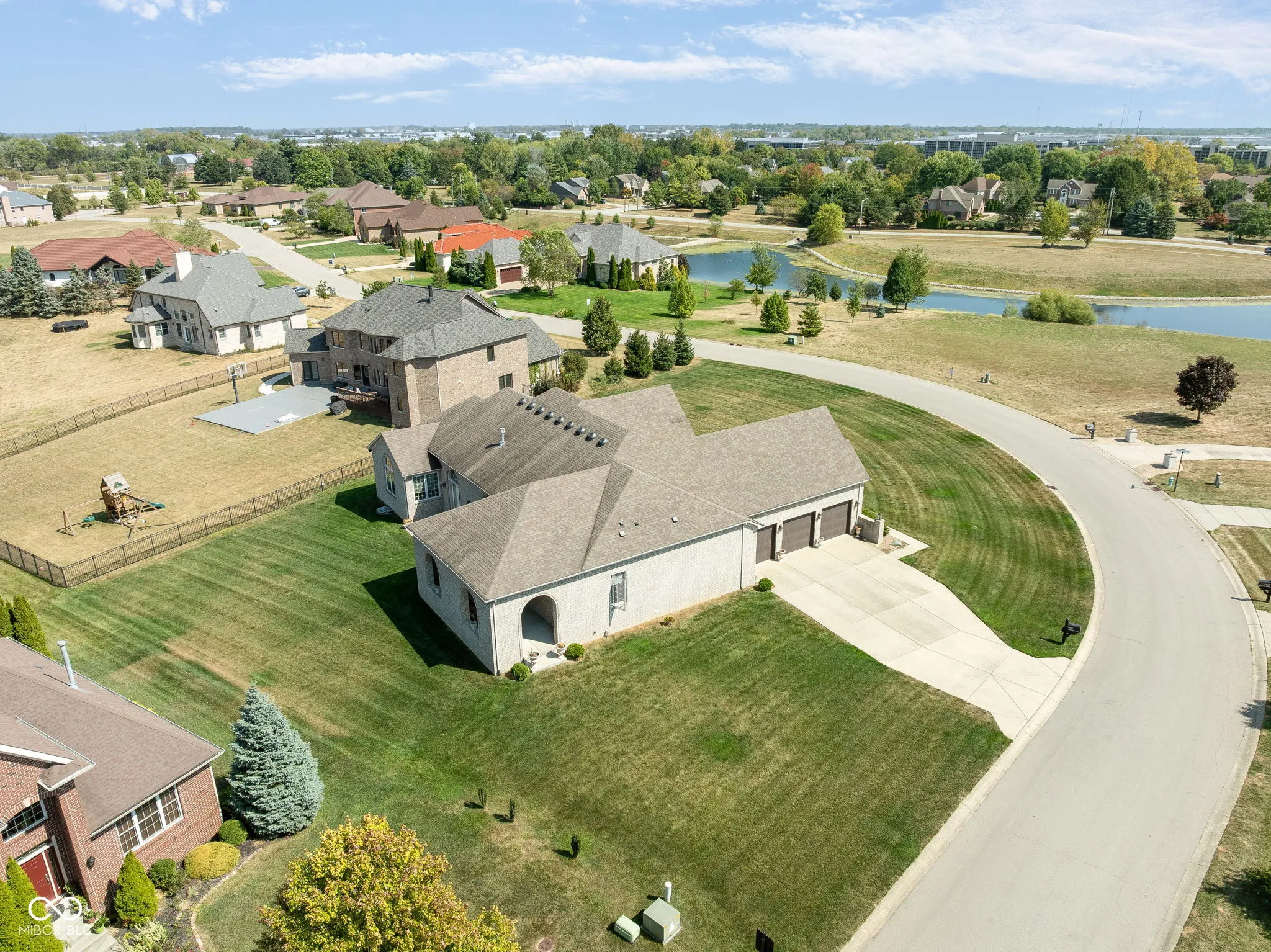 Indianapolis, Indiana 46278, United States, 4 Bedrooms Bedrooms, ,5 BathroomsBathrooms,Residential,Active,214220