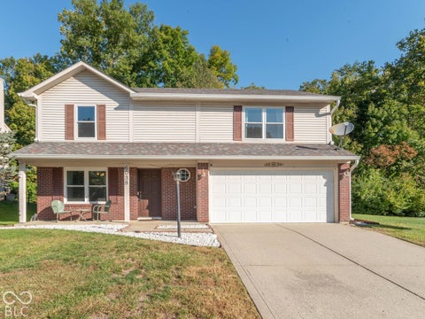 Photo of 6038 Gimbel Circle, Indianapolis, IN 46221 (MLS # 22129223)