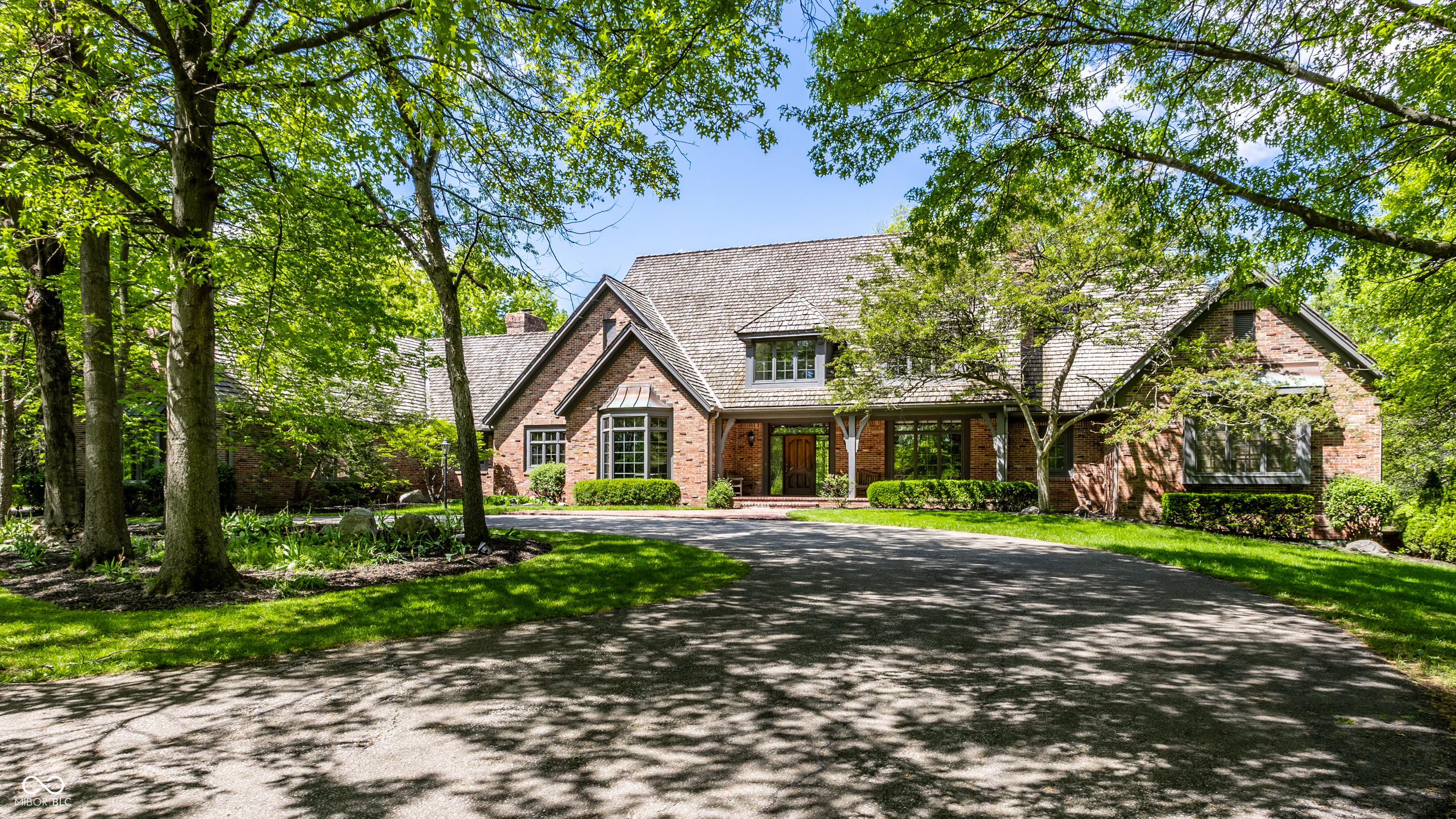 14300 Oakbrook Court