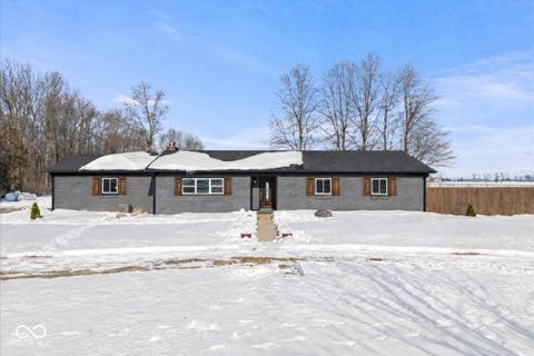 732 W 700 N Fortville IN 46040