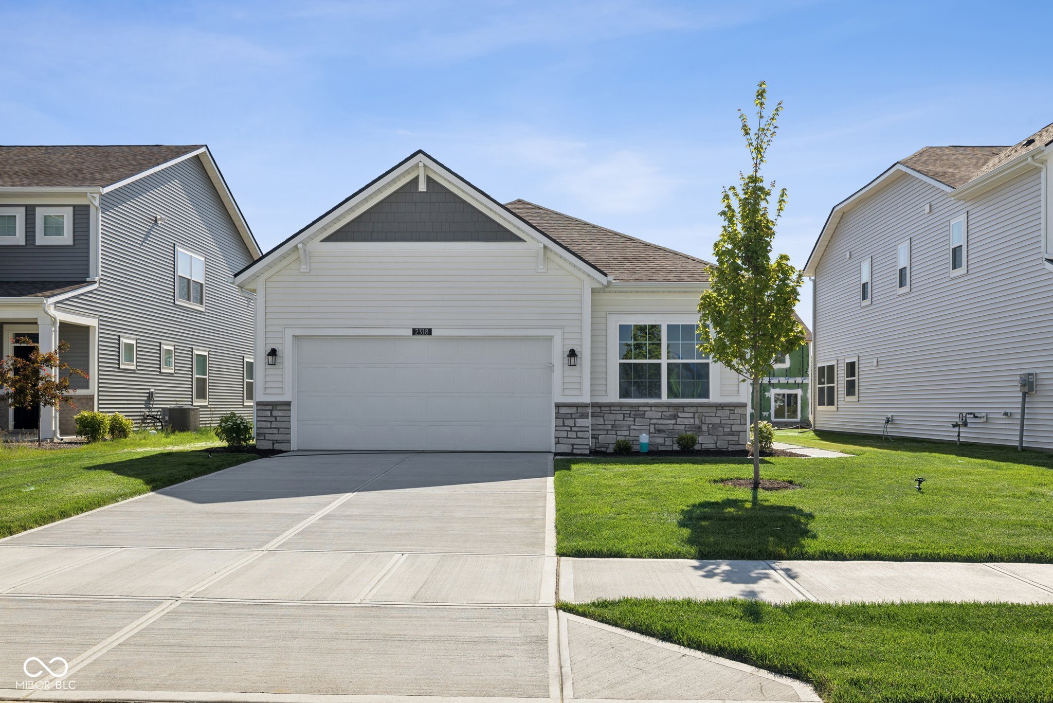2318 Marjorie Way