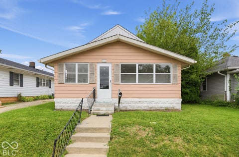 Photo for 131 N 6th Avenue