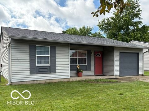 Photo of 5120 Pappas Drive, Indianapolis, IN 46237 (MLS # 22103935)