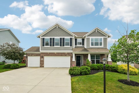 Photo of 10137 Pepper Tree Lane, Noblesville, IN 46060 (MLS # 22107405)