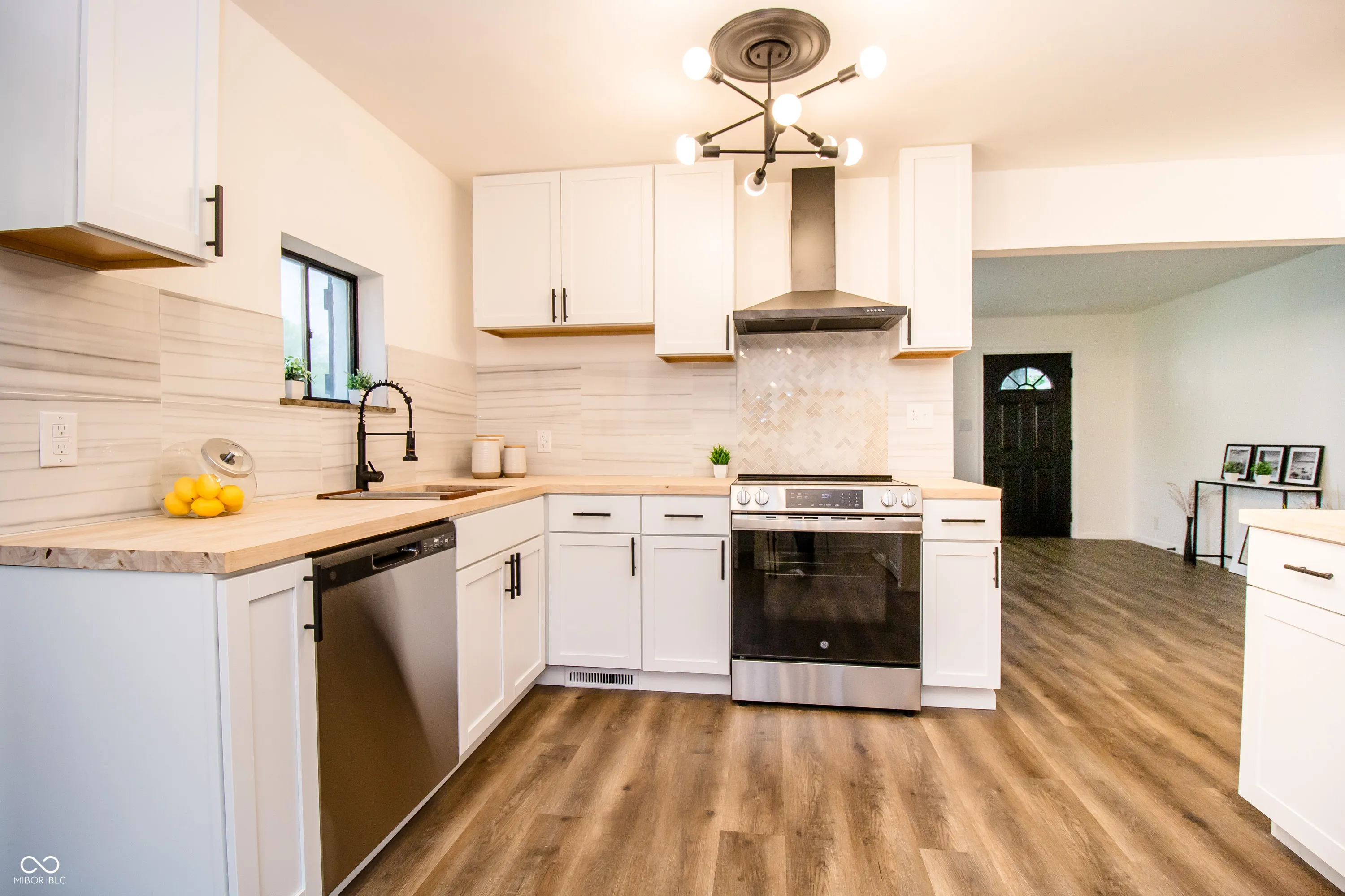 Hope, Indiana 47246, United States, 2 Bedrooms Bedrooms, ,1 BathroomBathrooms,Residential,Active,126607