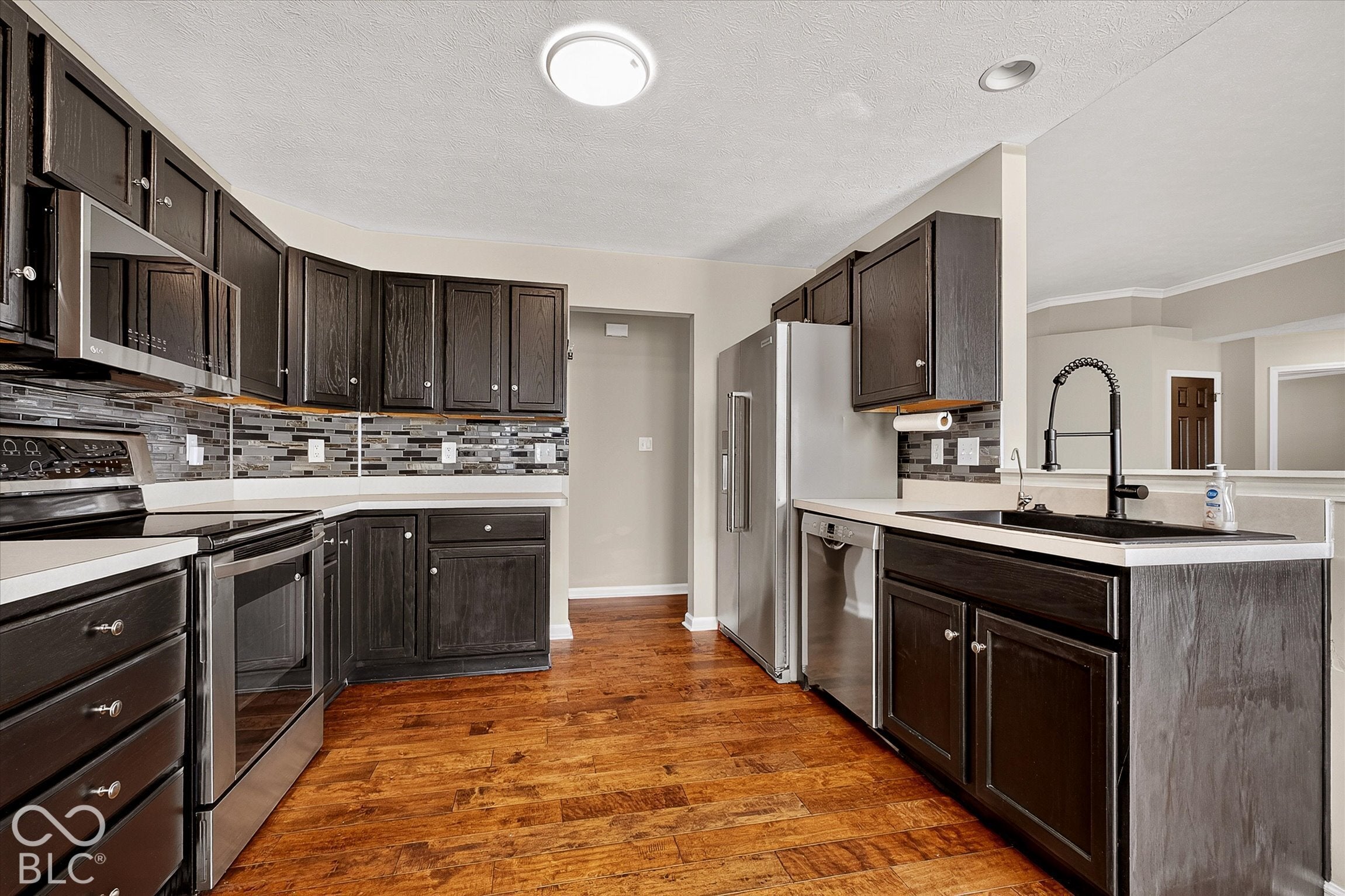 10090 Youngwood Lane