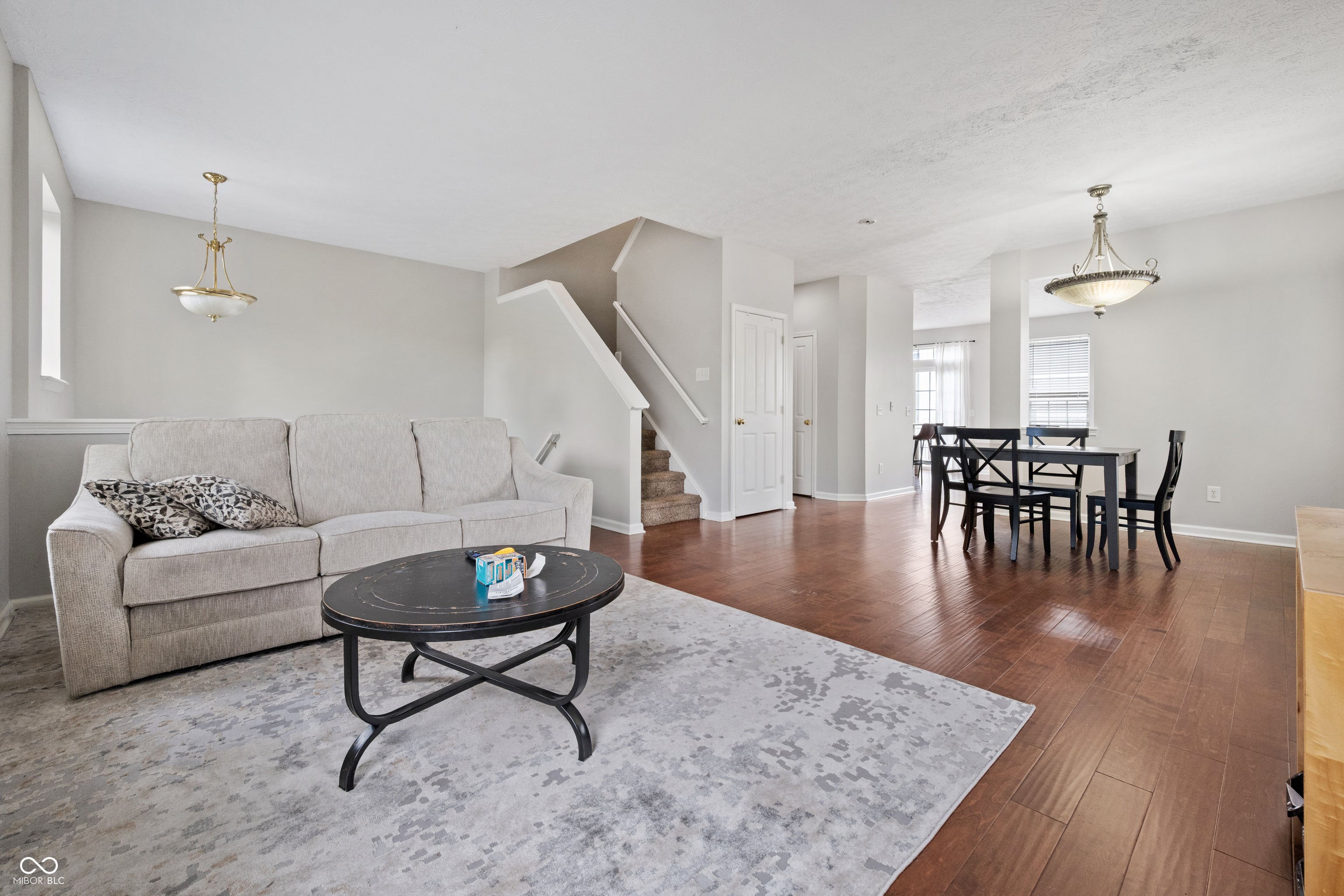 1194 Cavendish Drive