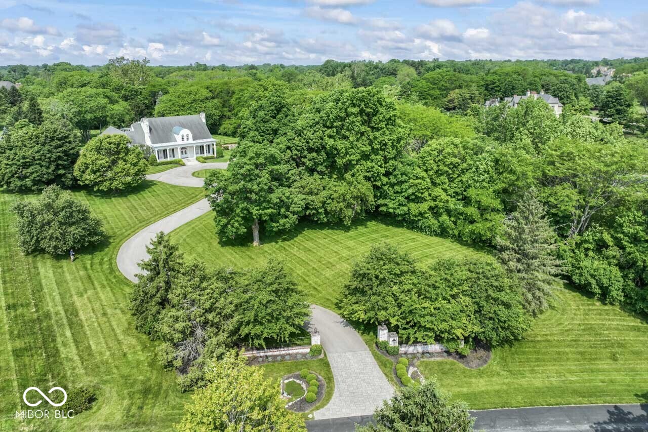 7182 Hunt Club Drive