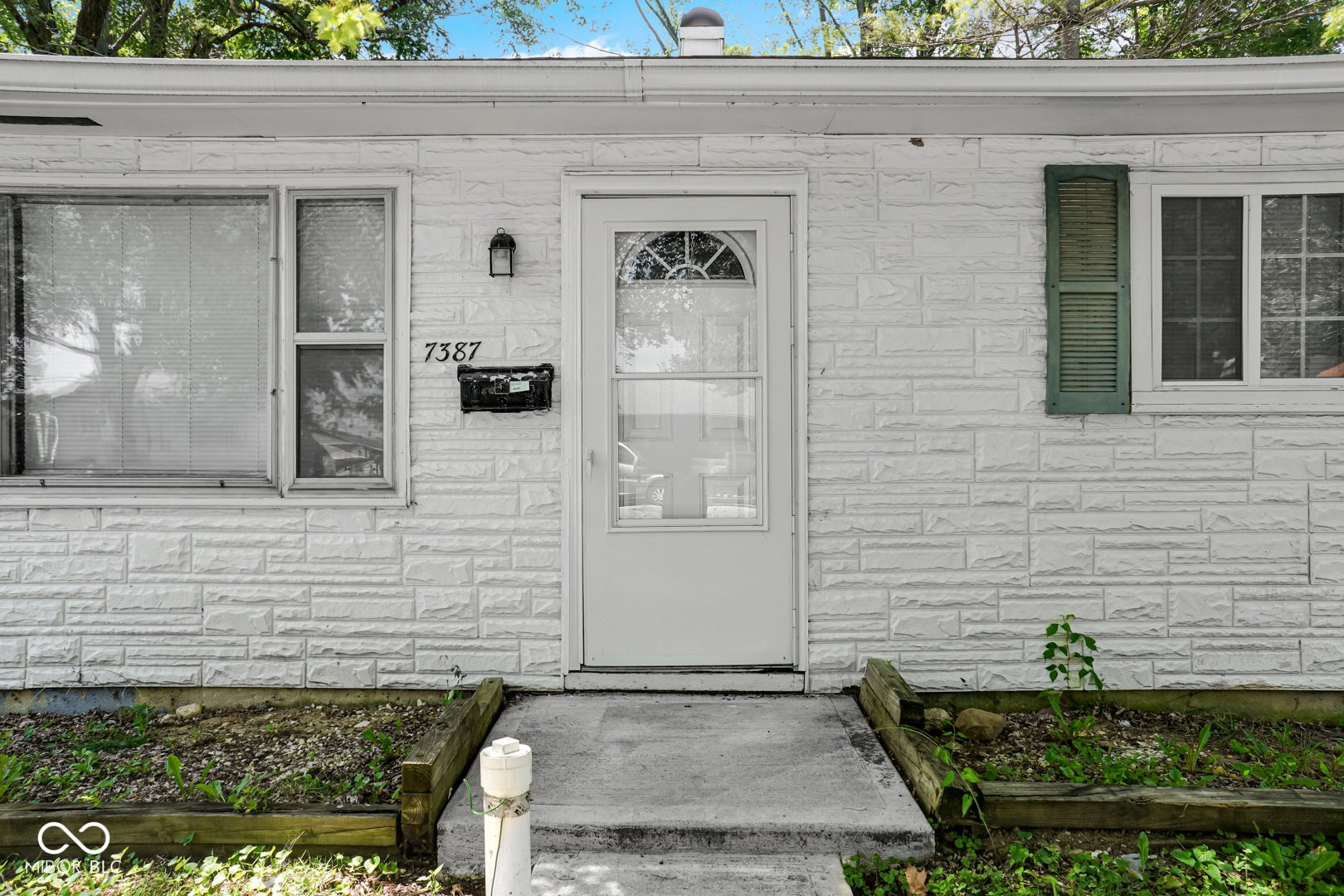 7387 E 54th Street