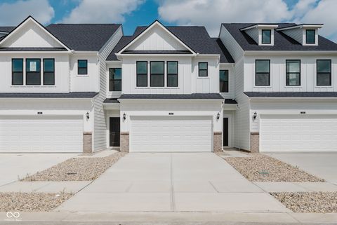 3283 Haflinger Drive Zionsville IN 46077