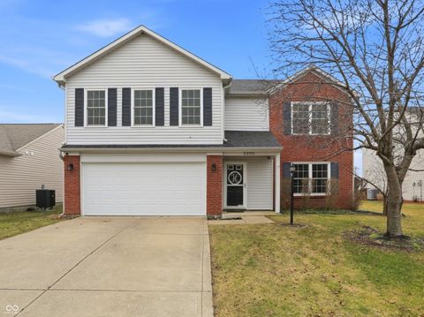 2295 Lakecrest Drive Columbus IN 47201