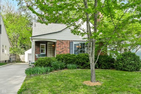 Photo of 6024 Ralston Avenue, Indianapolis, IN 46220 (MLS # 22093828)