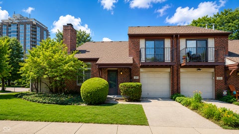 Photo of 318 E Saint Clair Street, Indianapolis, IN 46202 (MLS # 22122872)
