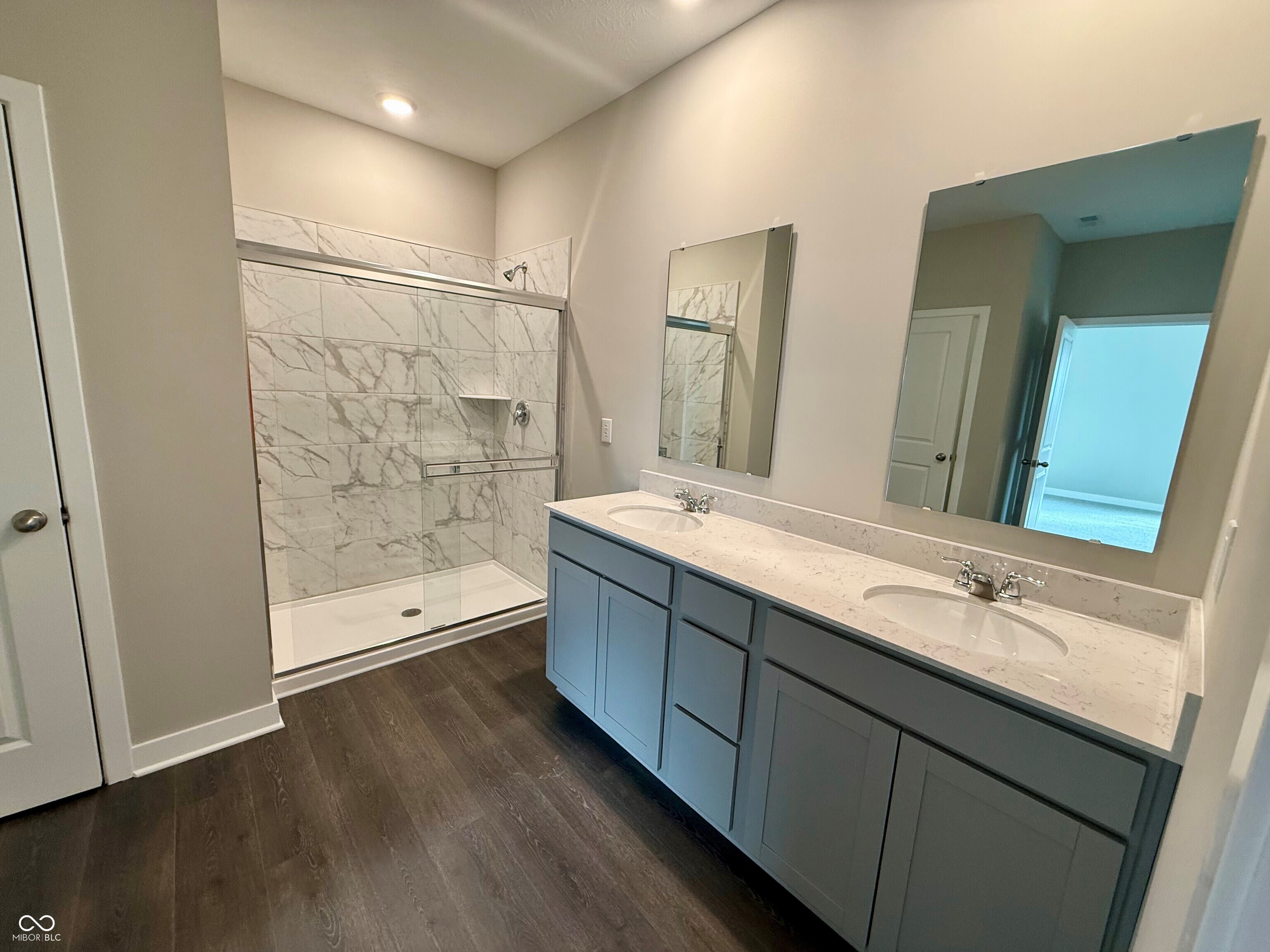 6289 Flag Stop Drive