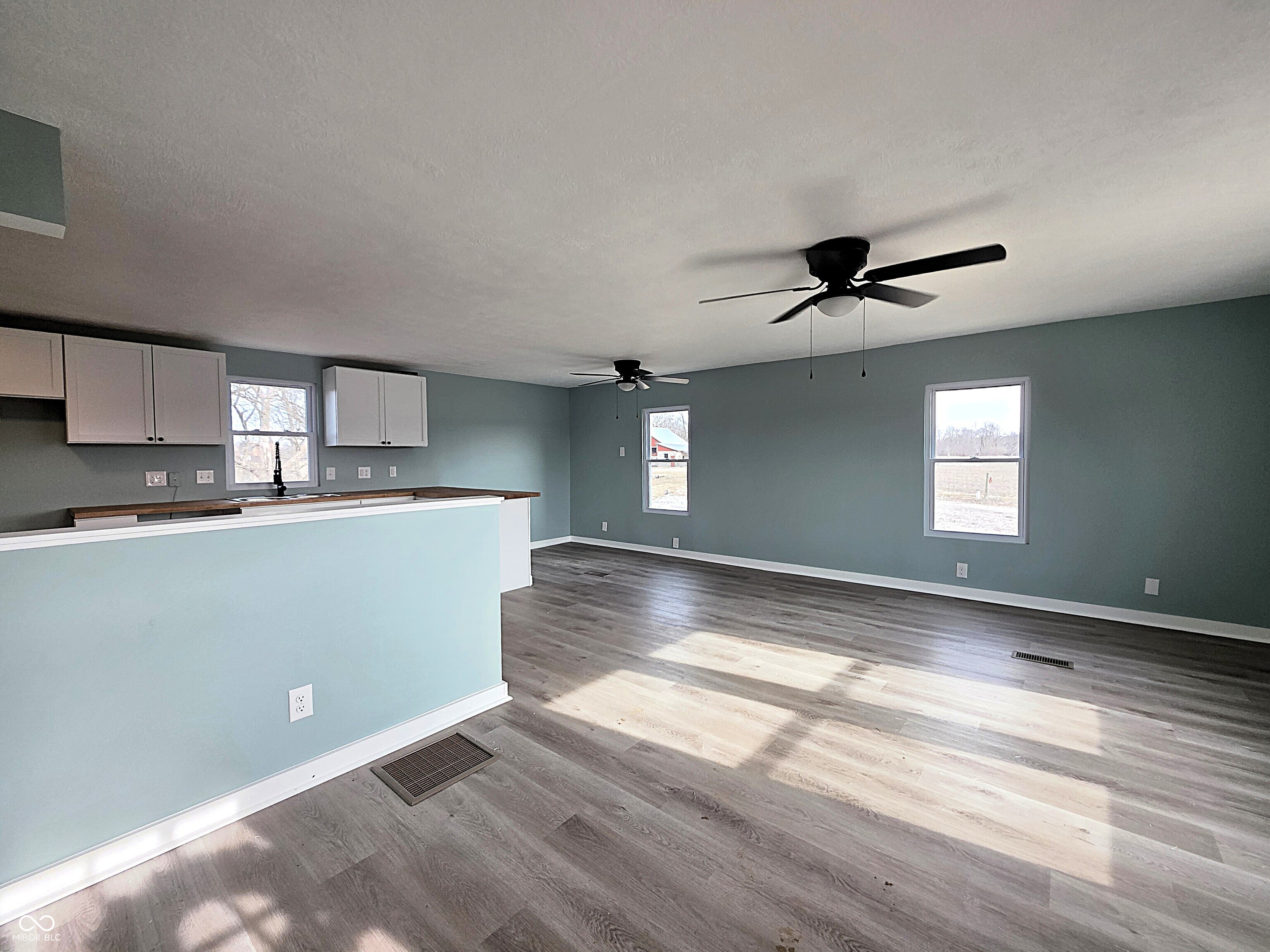 5655 N State Road 75